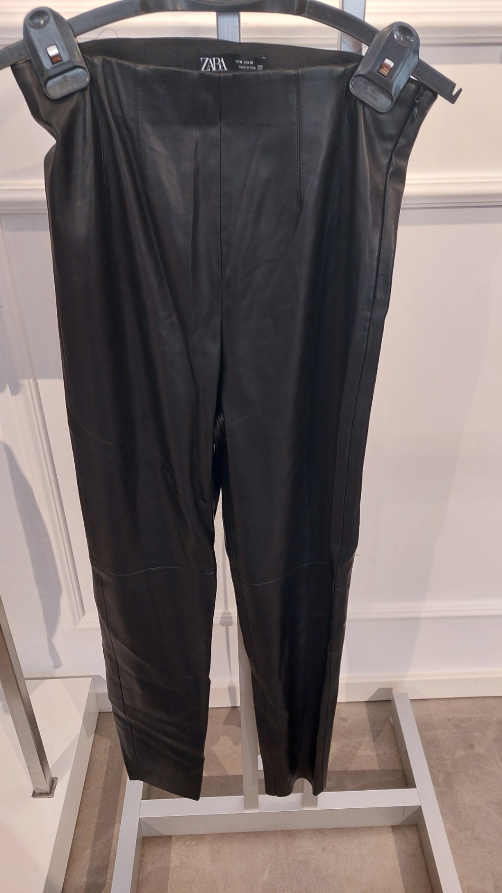 M Zara Hose Schwarz