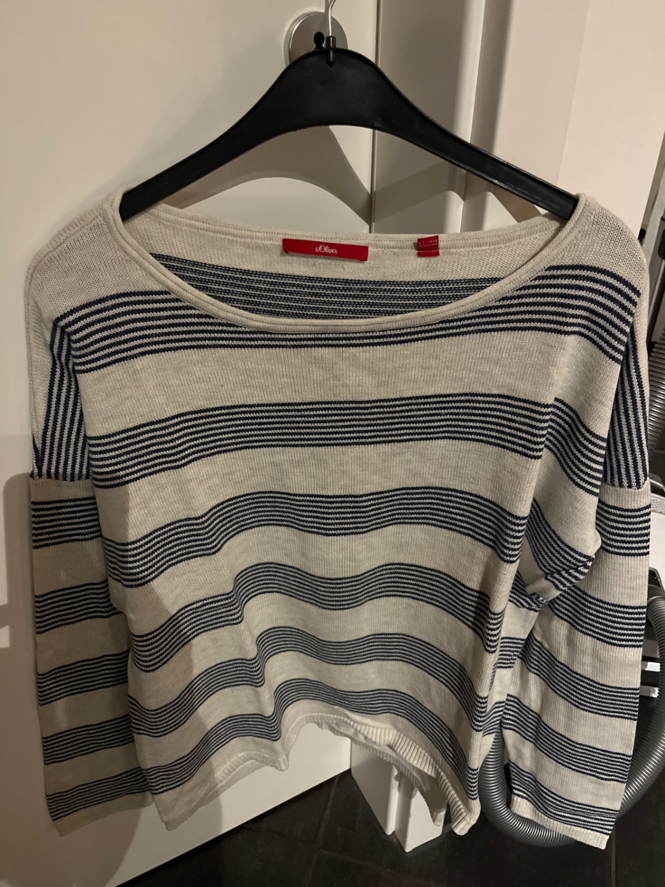 s.Oliver Pullover Weiß und Blau gestreift