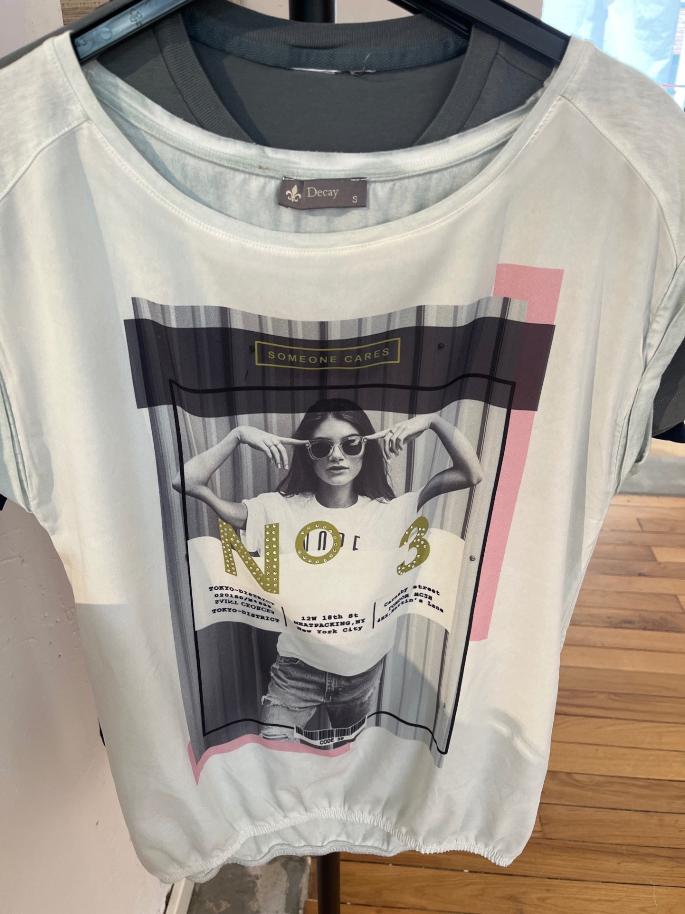 Decay T-Shirt Türkis mit Druck
