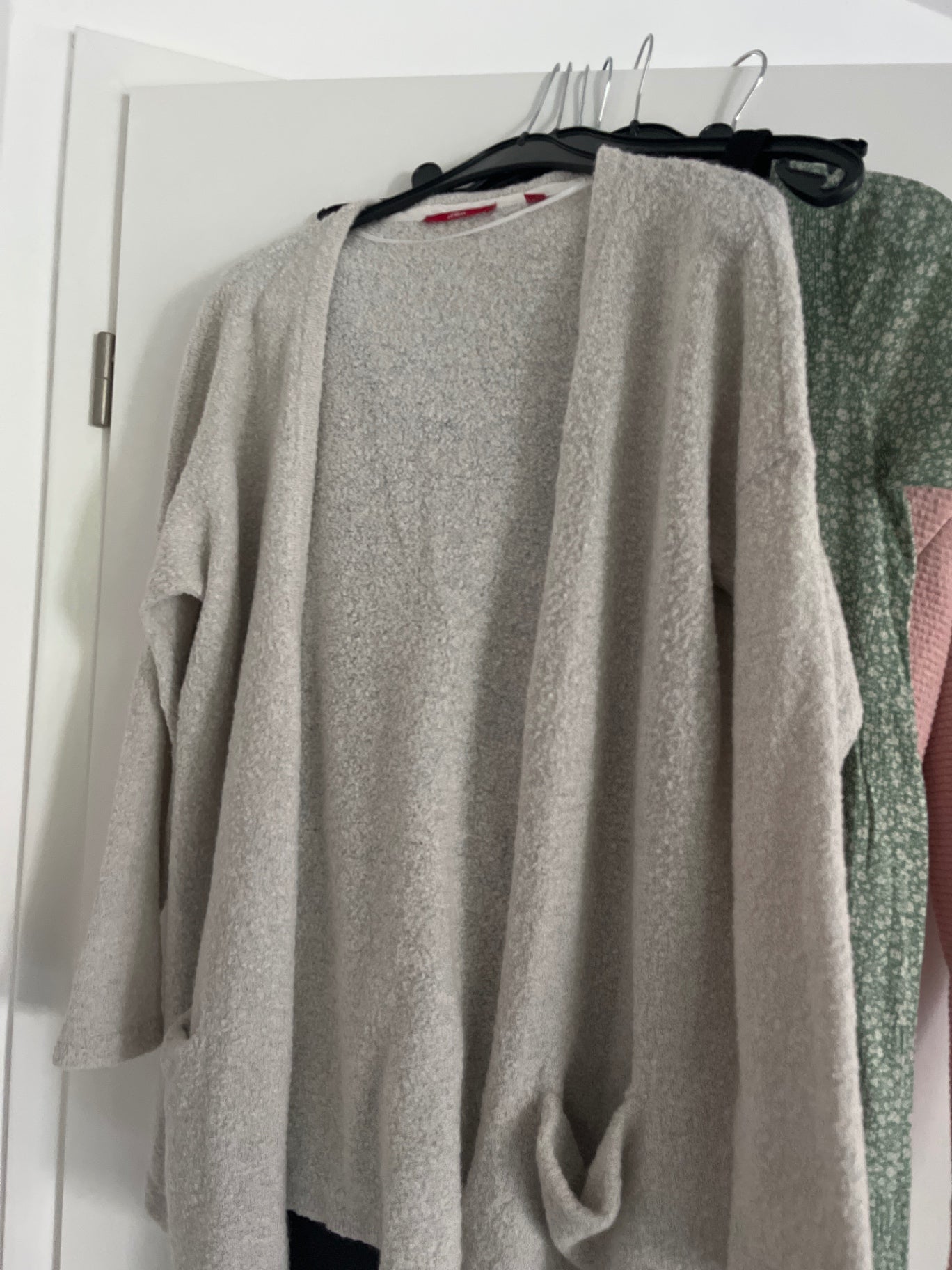 s.Oliver Cardigan Beige