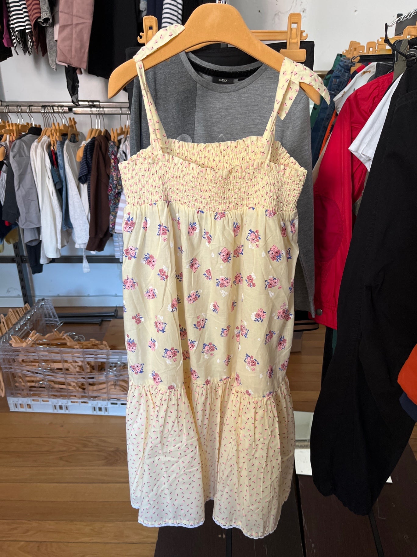 H&M Kleid Gelb