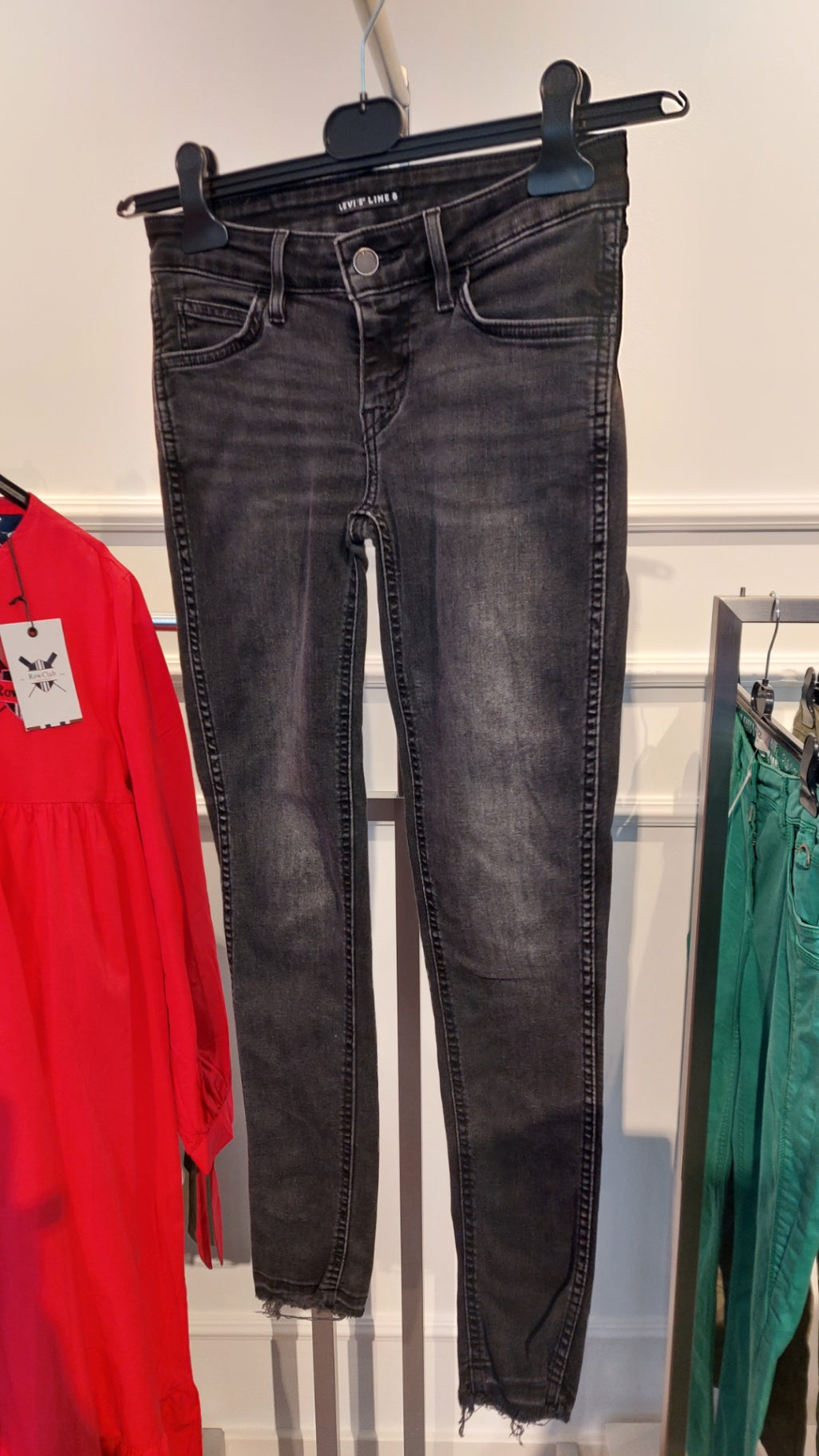 Levis Line 8 Jeans Schwarz