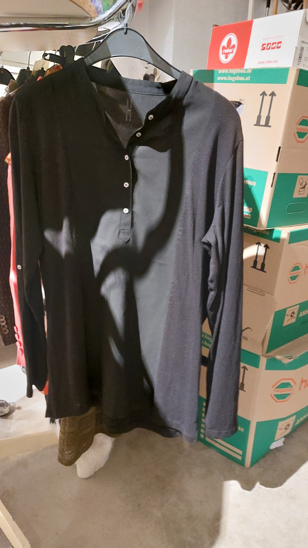 Huck. Langarmshirt Schwarz