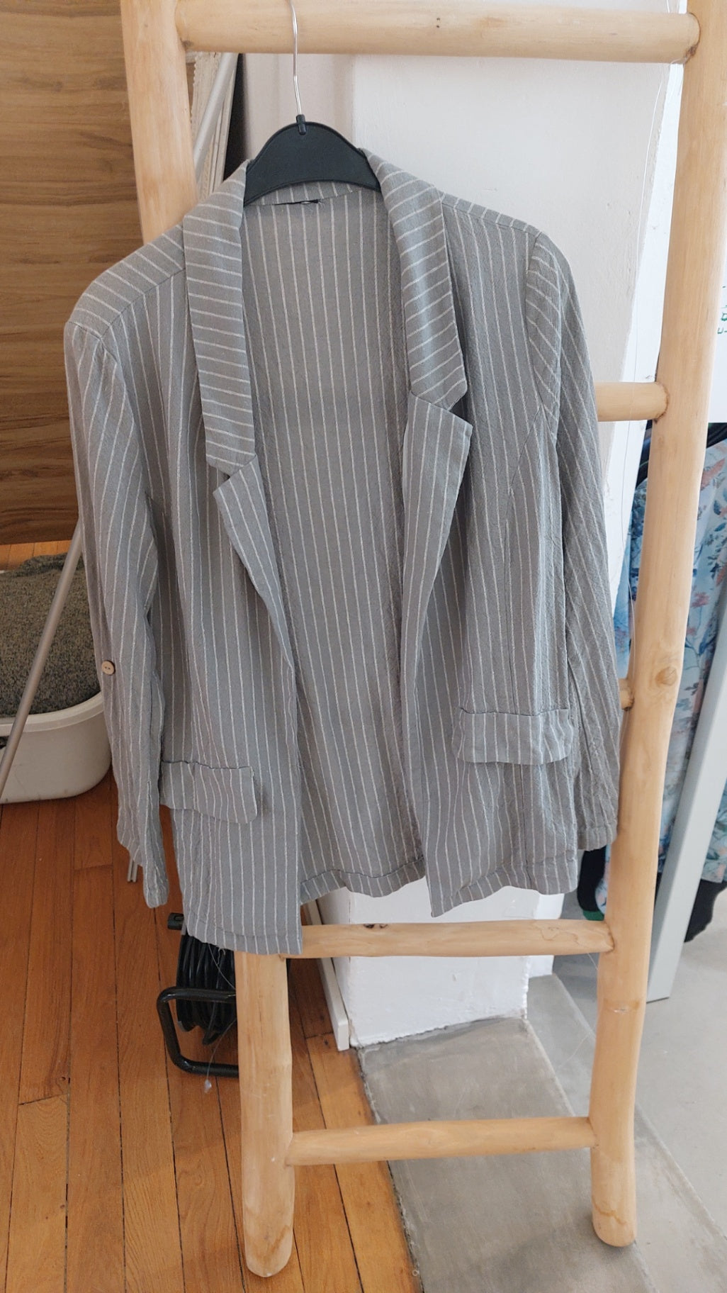 Unbekannt Blazer Grün mit weißen Streifen