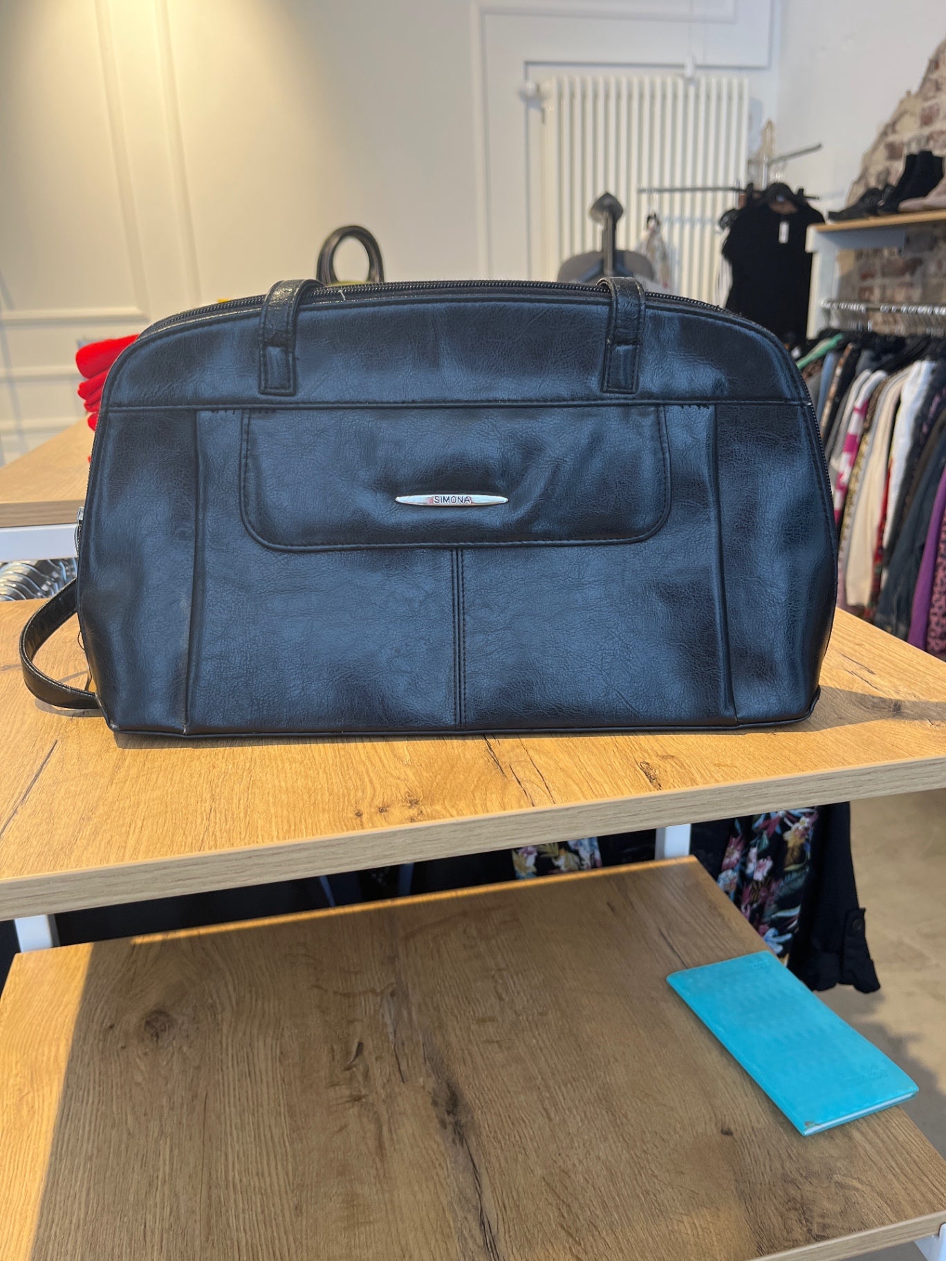 Simona Handtasche Schwarz