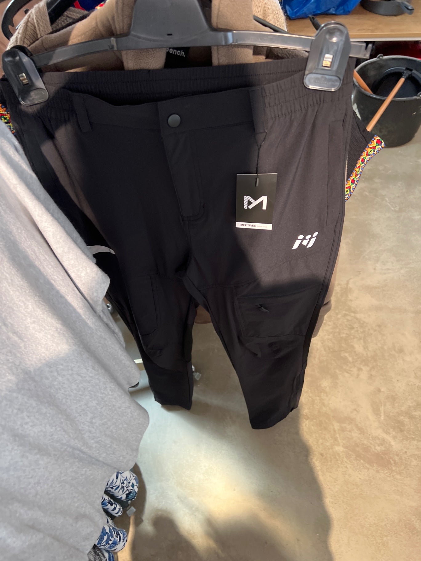 Meitewei Hose Schwarz