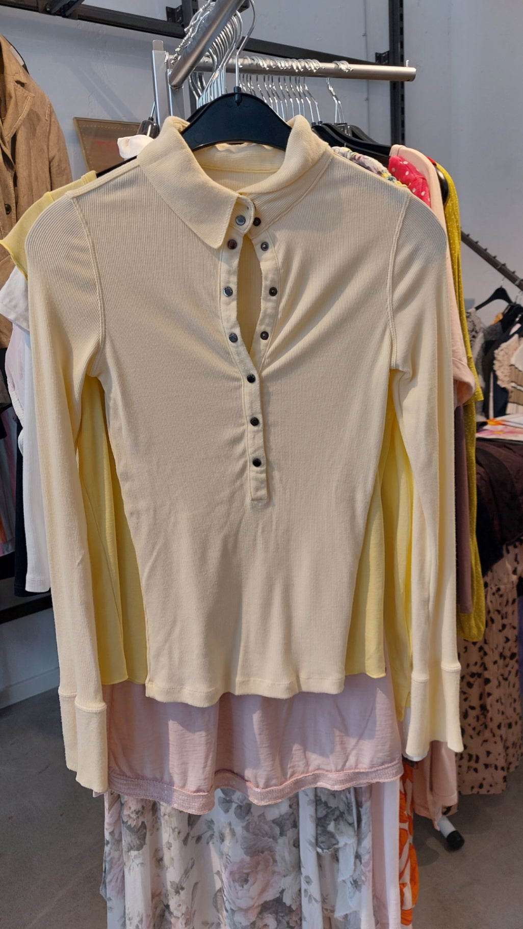 Unbekannt Langarmshirt Gelb