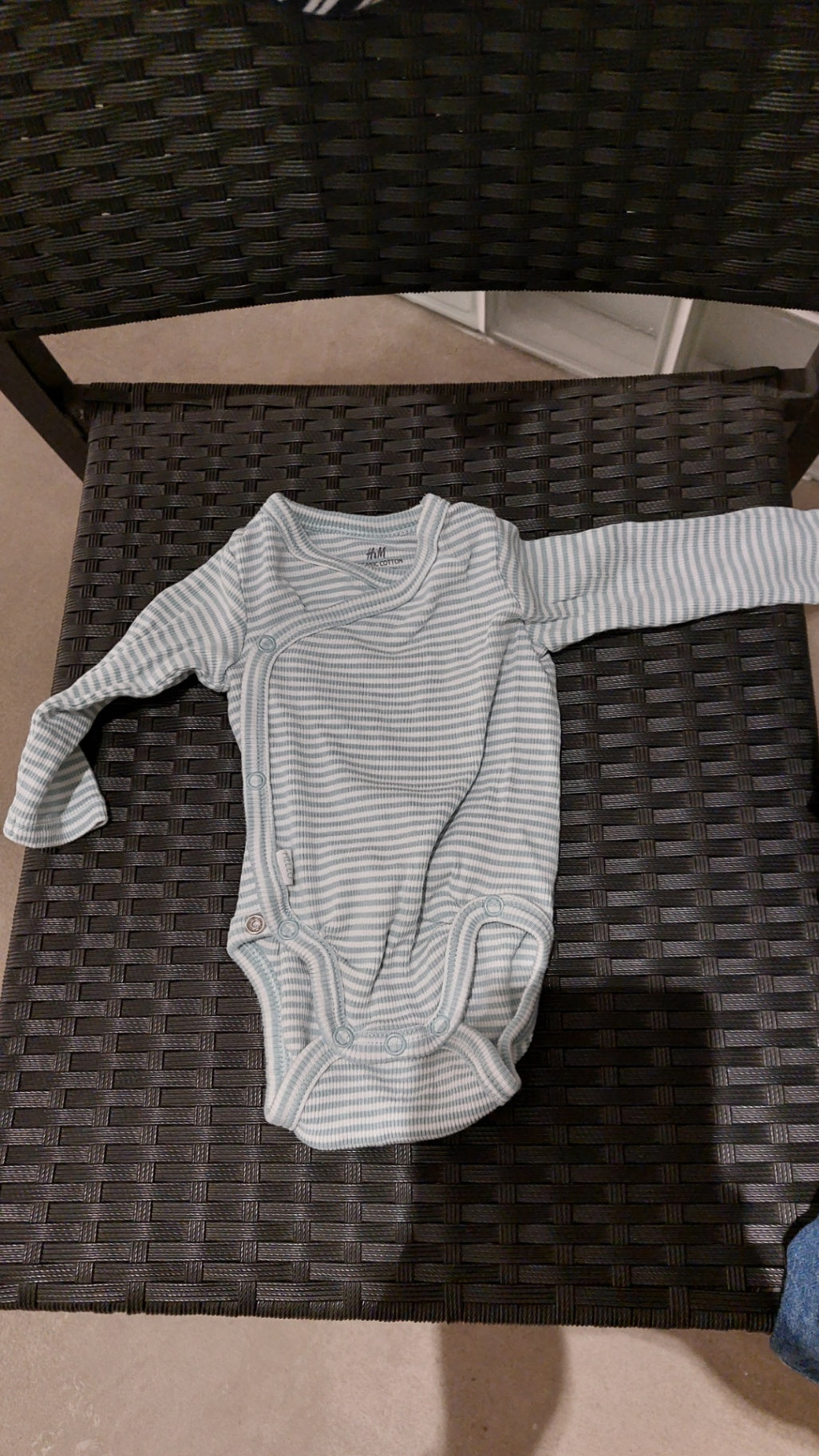 H&M Strampler Mint und Weiß