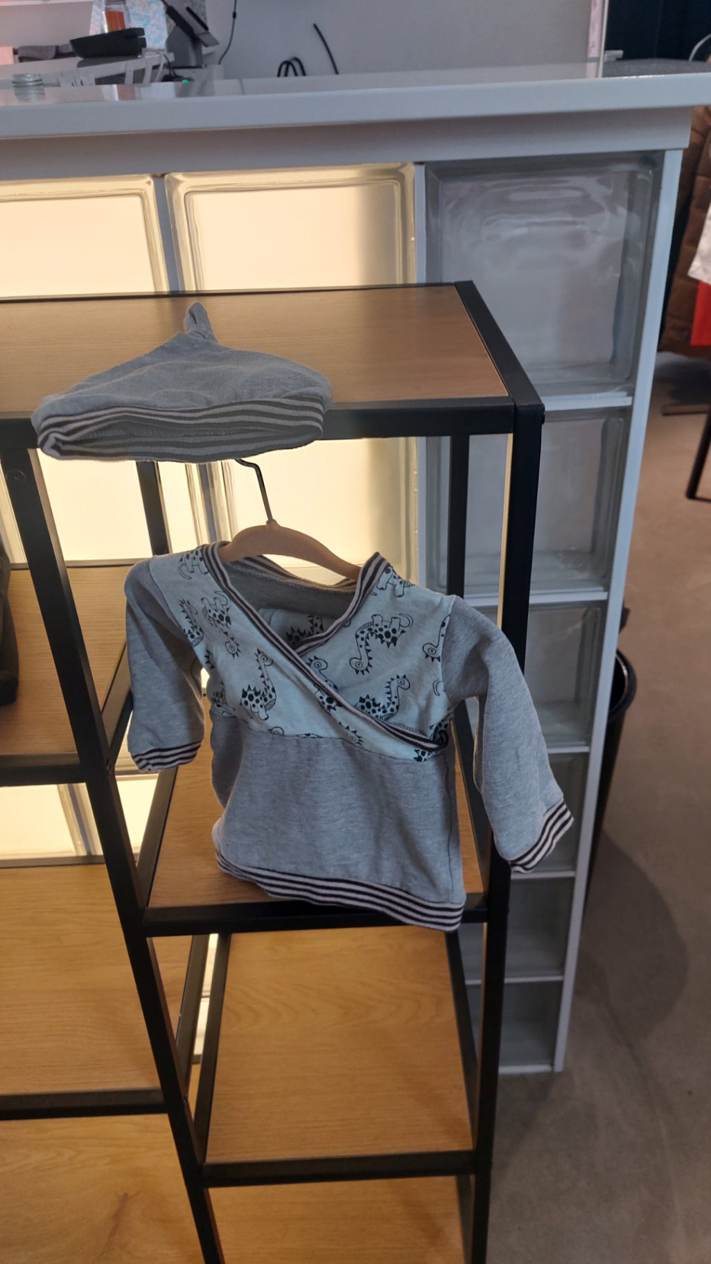 Unbekannt Baby-Shirt + Hose + Mütze 3-Teiler Grau