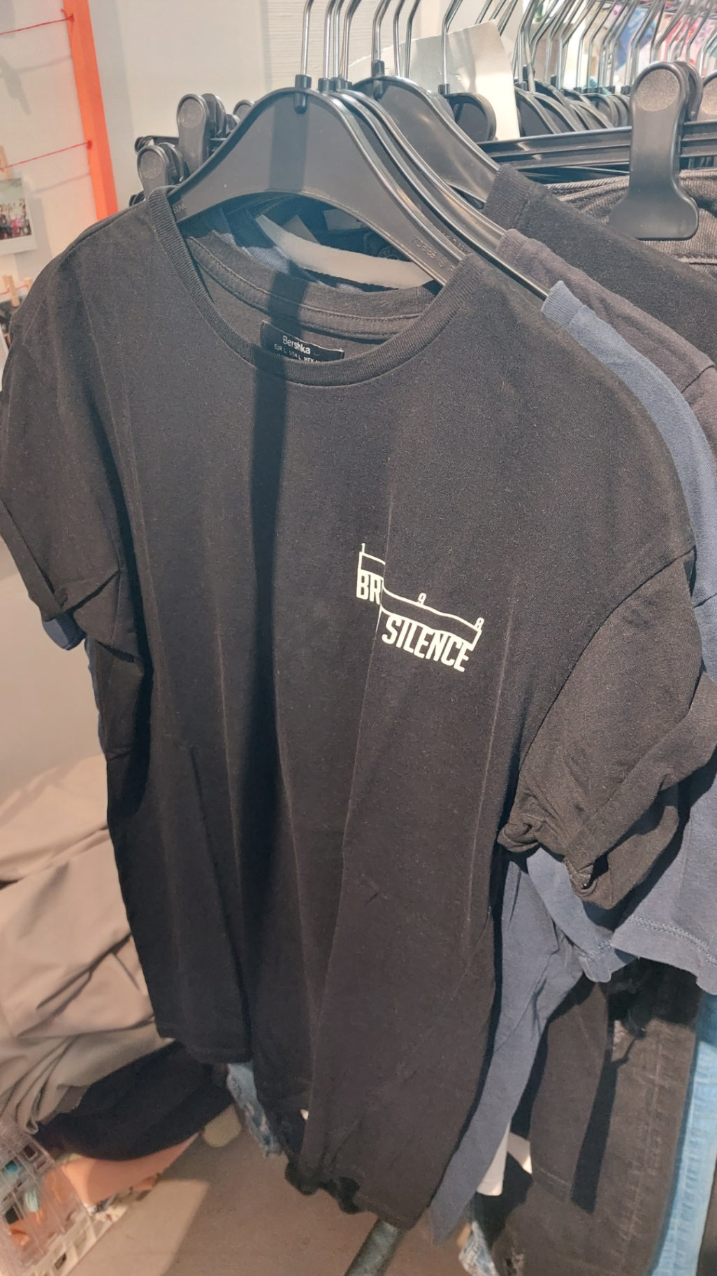 Bershka T-Shirt Schwarz