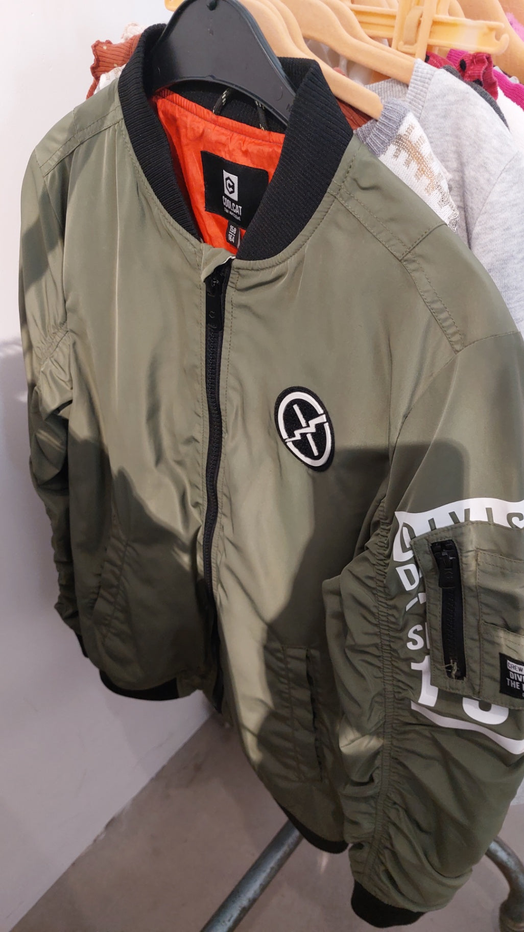 Cool Cat Bomberjacke Olivgrün