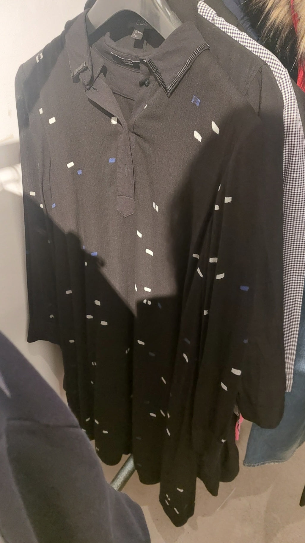 Steffen Schraut Kleid Schwarz mit weißen und blauen Mustern