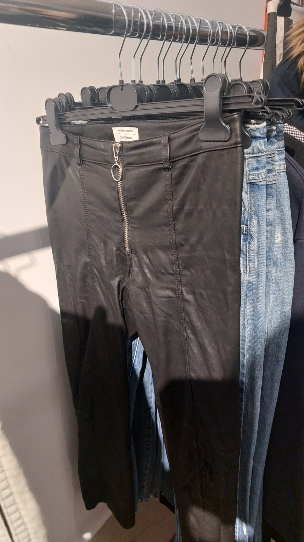 & other Stories Hose Schwarz