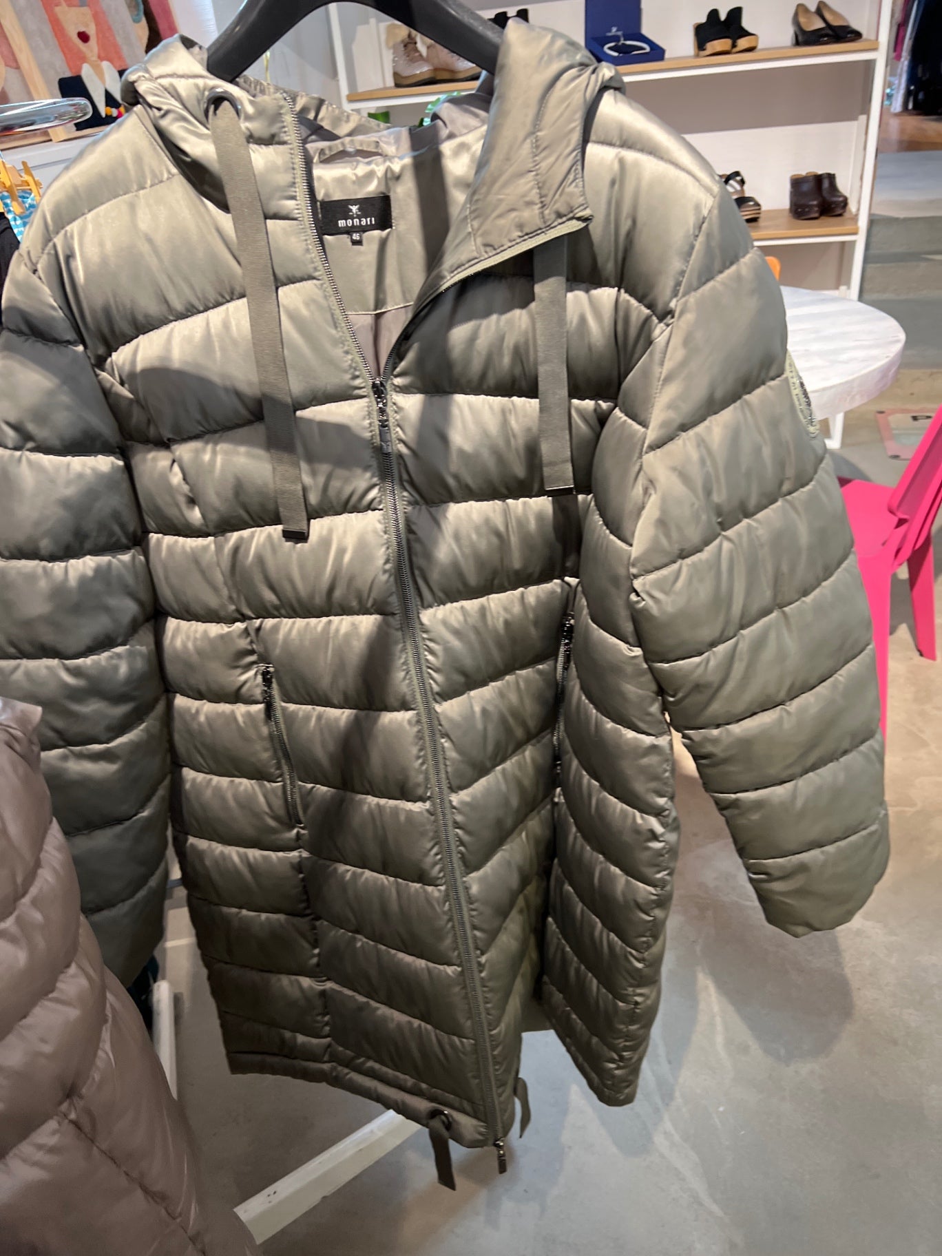 Monari Daunenjacke Olivgrün
