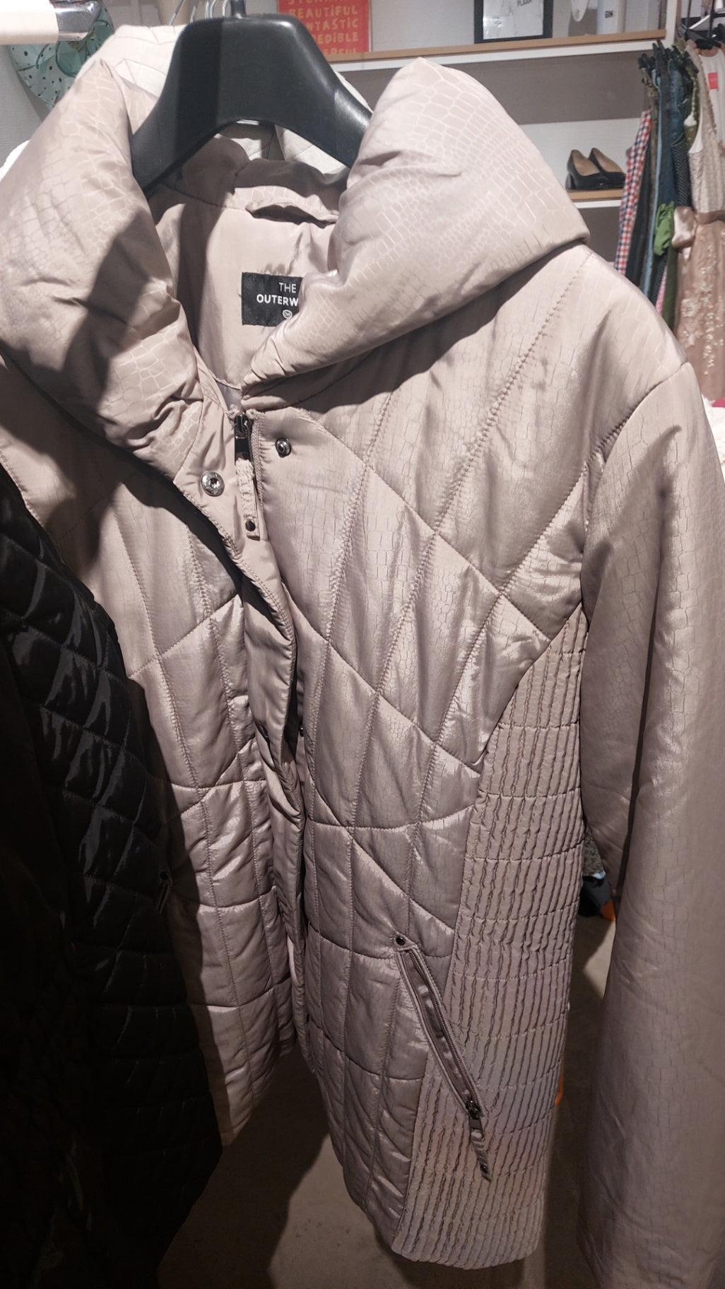 The Outerwear Jacke Beige