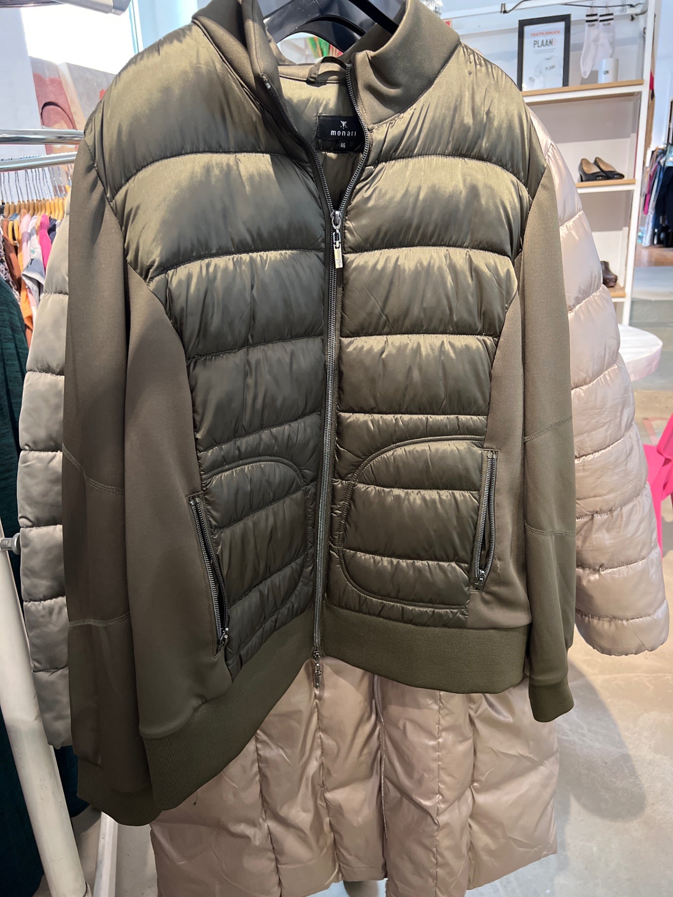 Monari Steppjacke Olivgrün