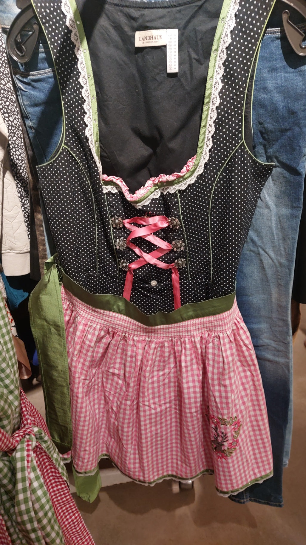 Landhaus Dirndl Dunkelblau und Rosa