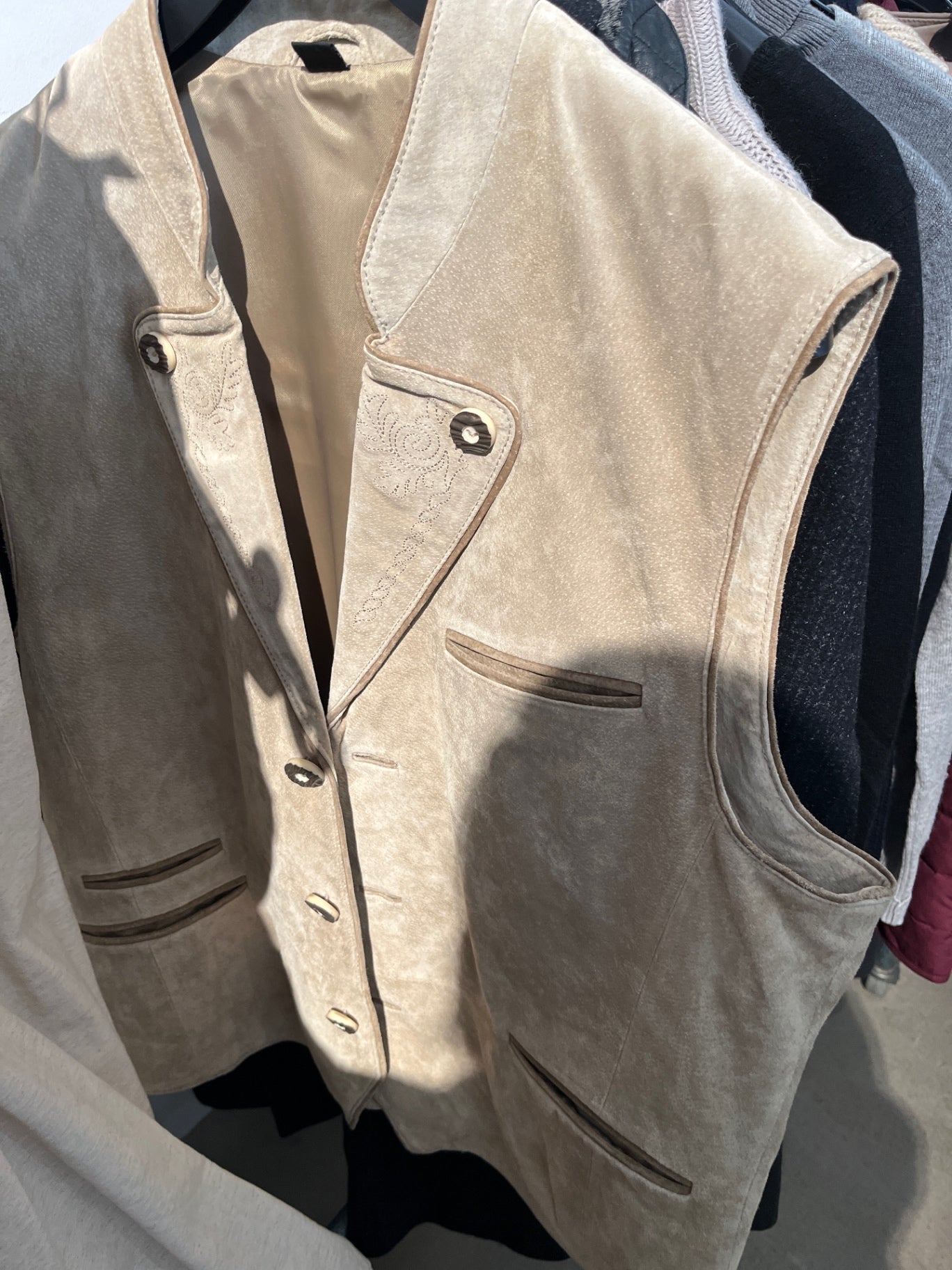 Trachtenweste Beige