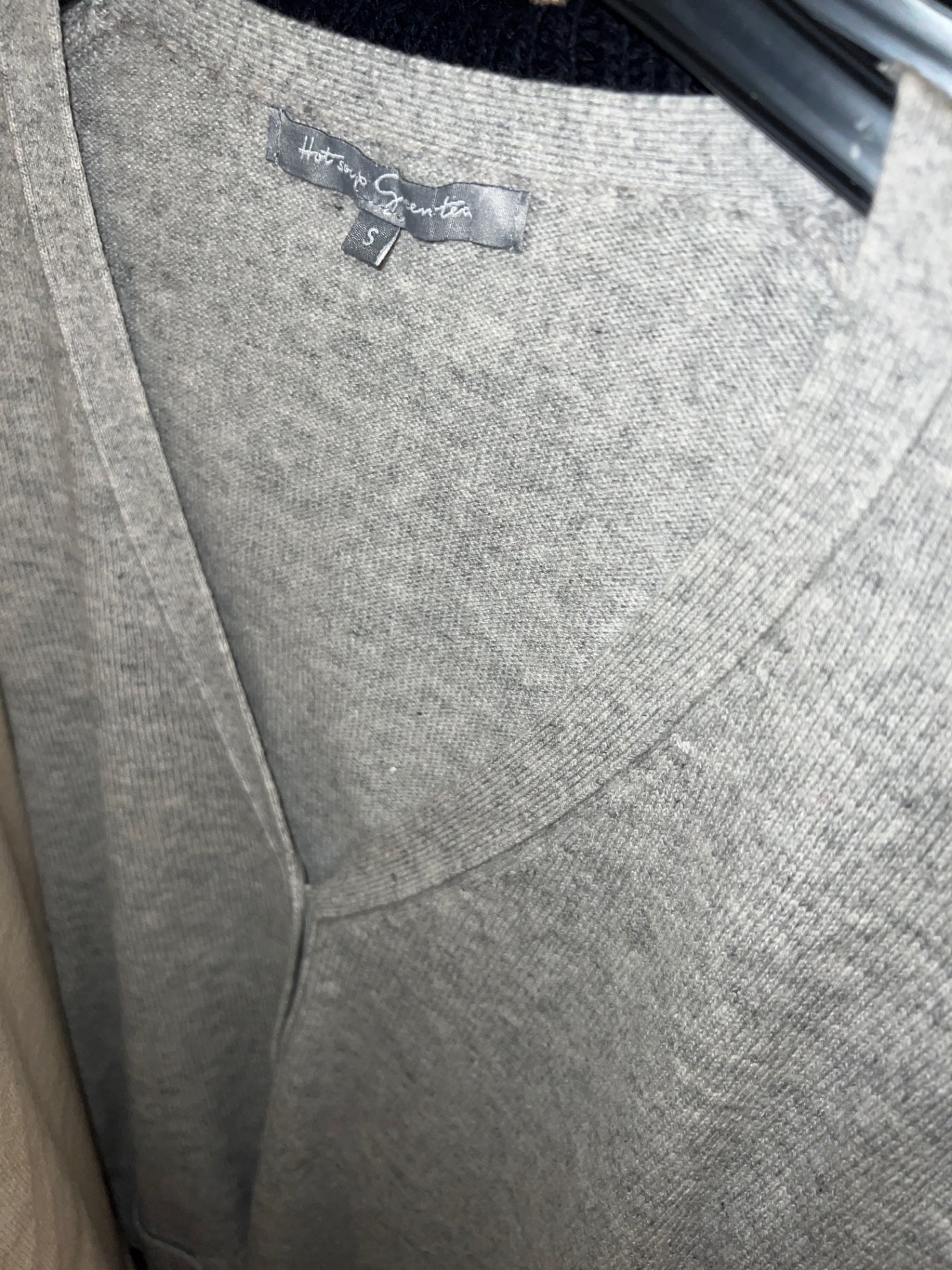Hot soup green tea Pullover Grau