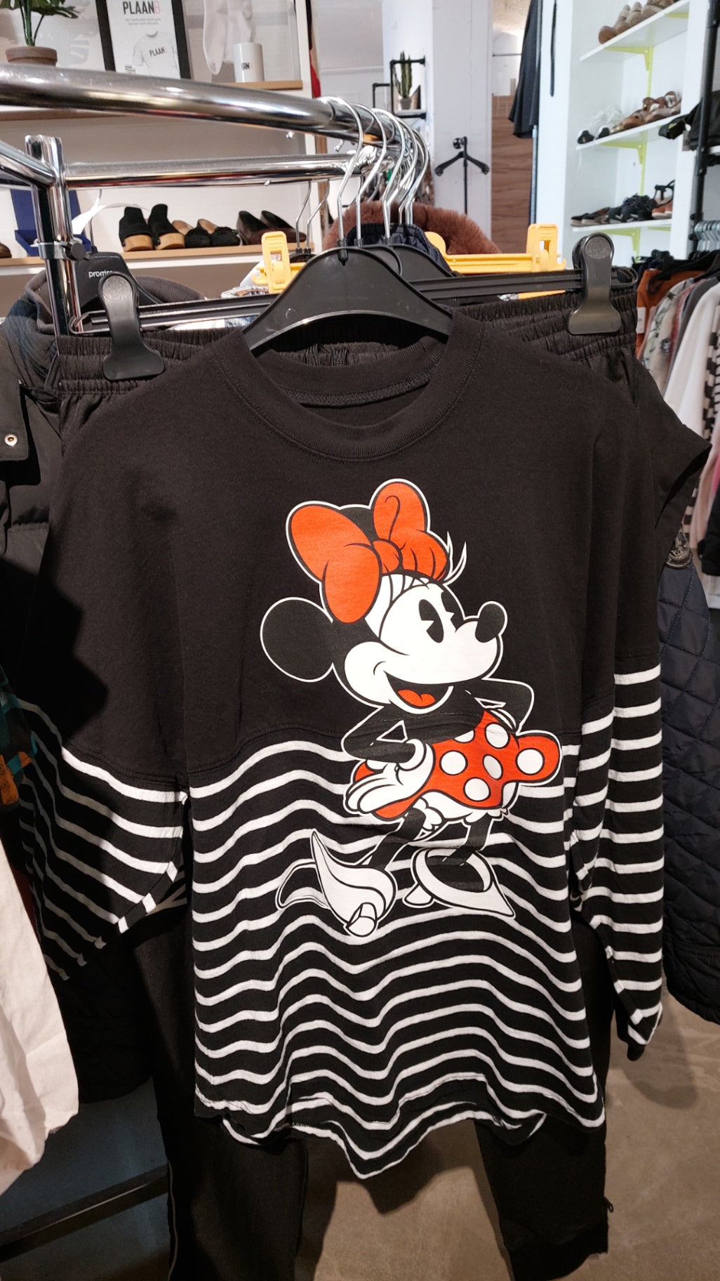 Disney Langarmshirt Schwarz mit weißen Streifen
