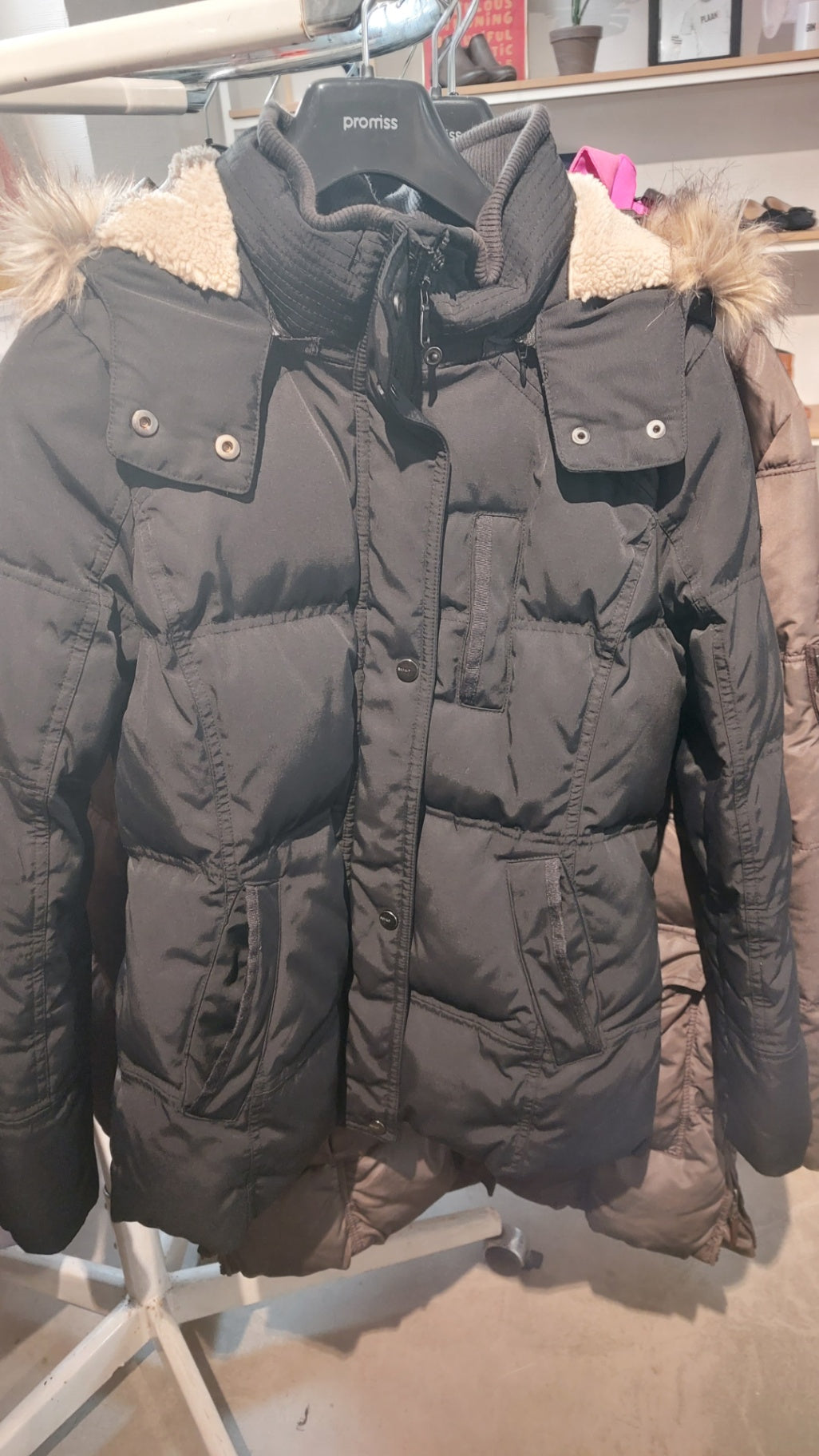 Esprit Winterjacke Schwarz