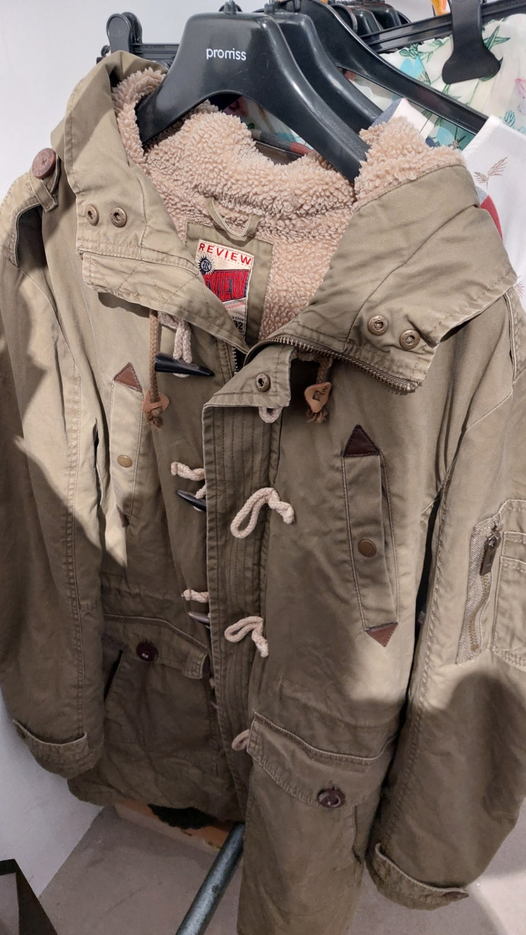 Review Jacke Olivgrün