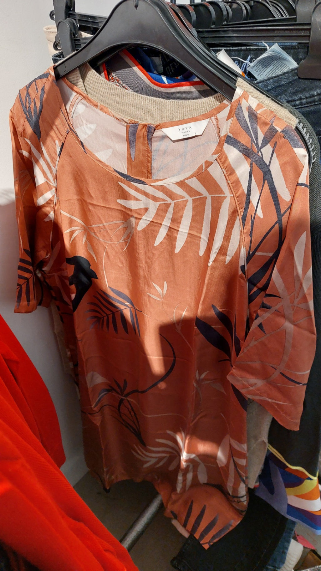 Yaya Bluse Hautfarbe