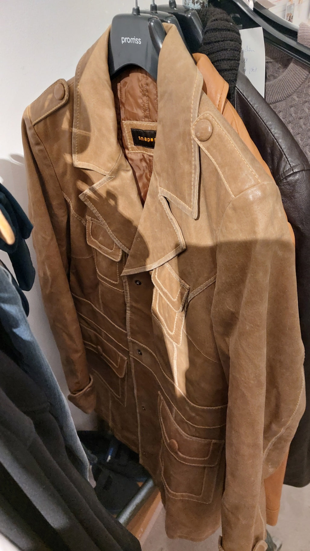 Snap shot Jacke Braun
