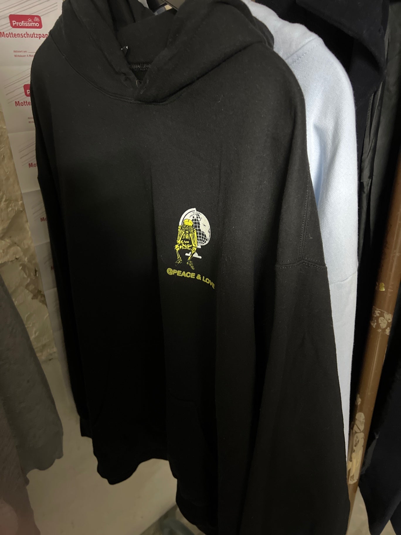 Urban Outfitters Hoodie Schwarz