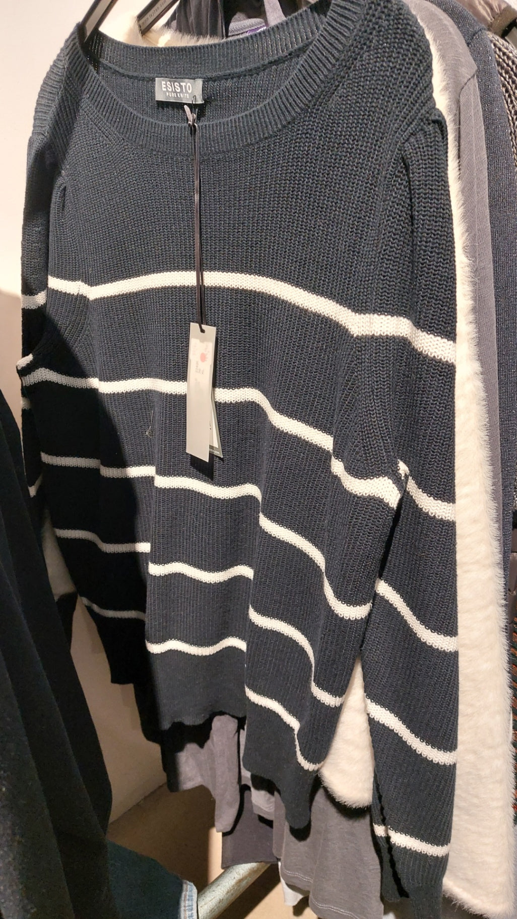 Esisto Pullover Dunkelblau mit weißen Streifen