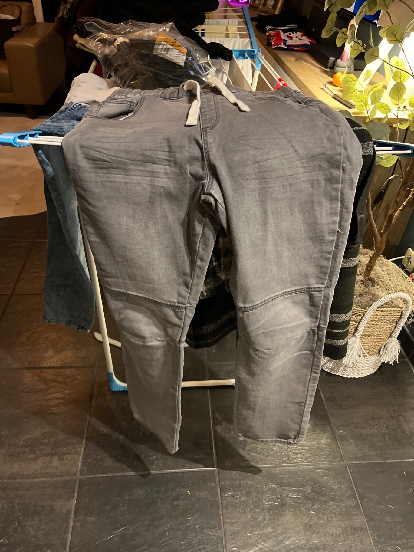 Yigga Jogg Jeans Grau