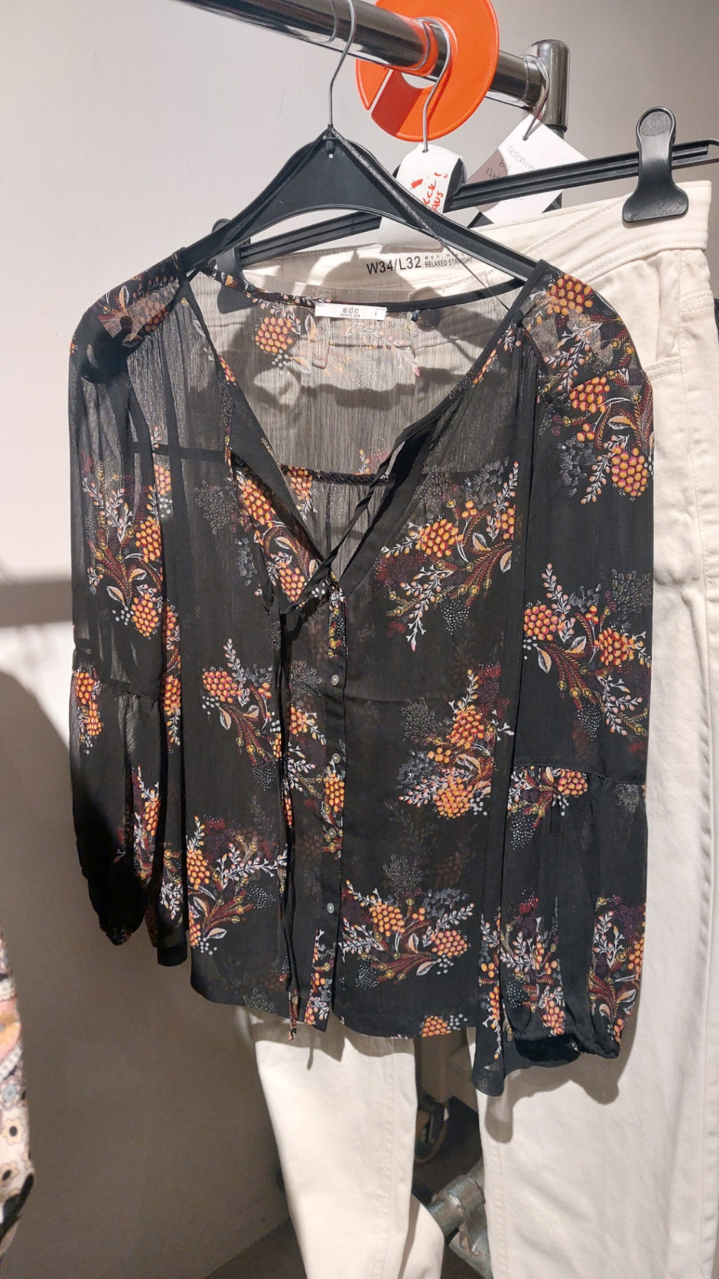 Esprit Bluse Schwarz mit buntem Muster