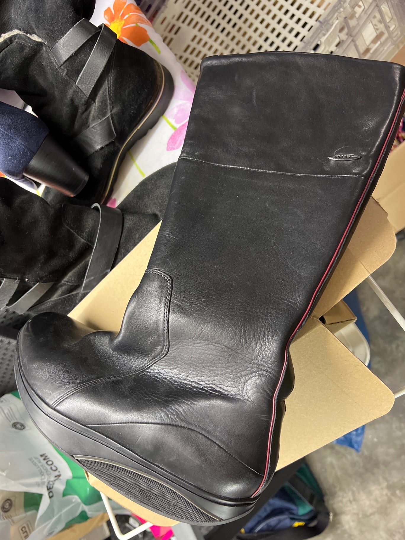 MBT Stiefel Schwarz Neupreis 350€