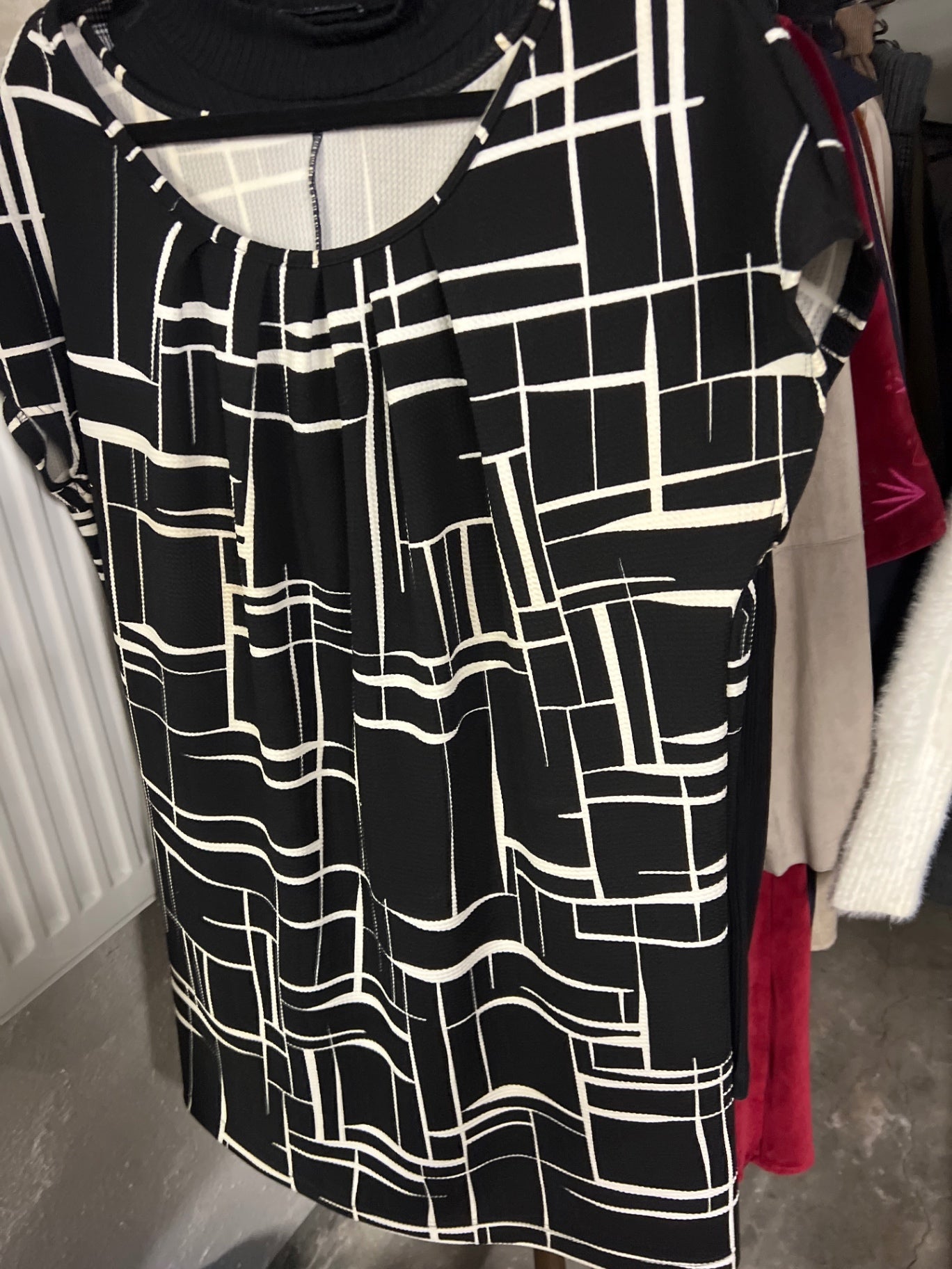 (Monari - ohne Schild) Kleid Schwarz und Weiß Größe: XXL