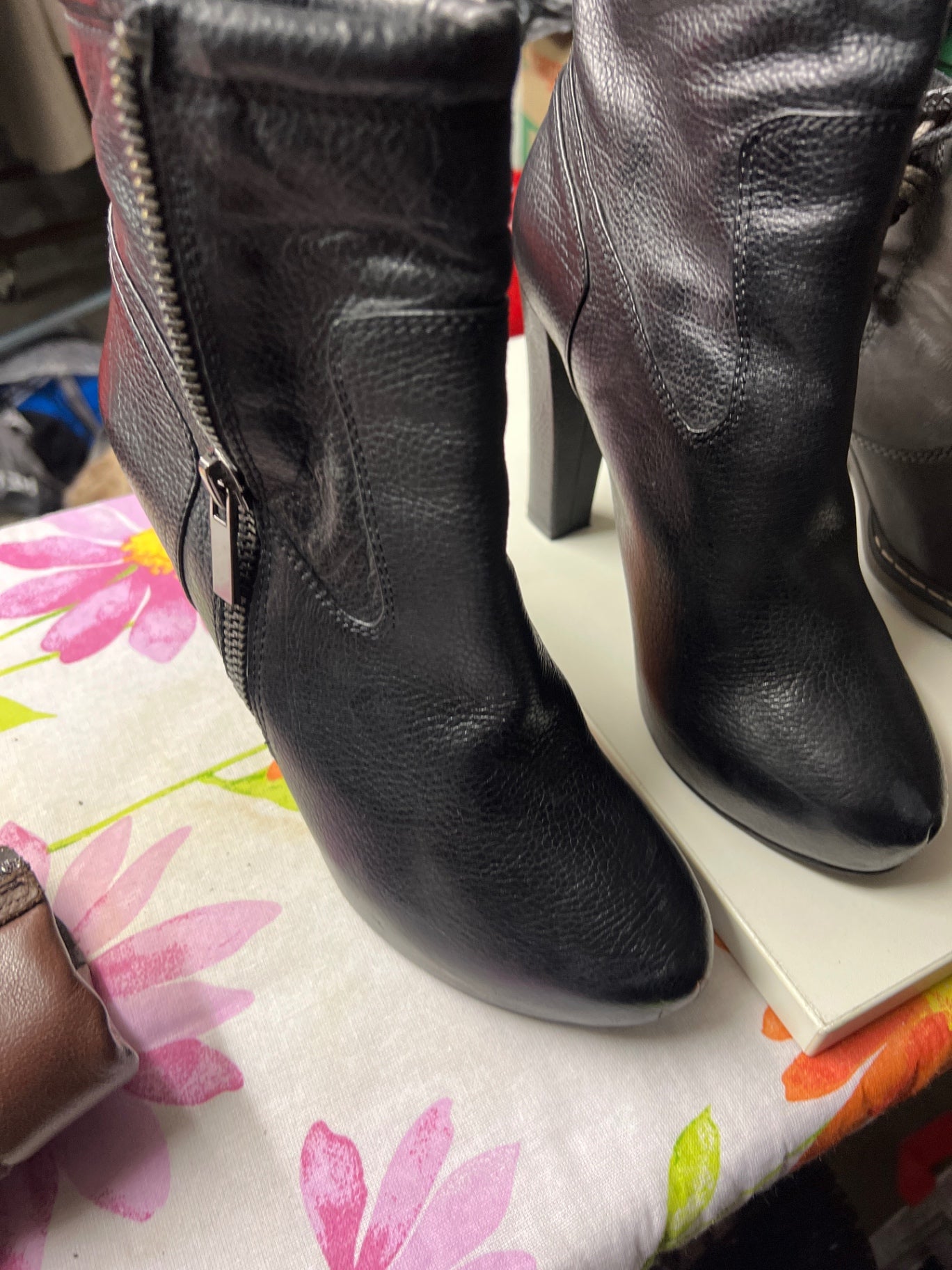 Zign Stiefelette Schwarz Größe: 40