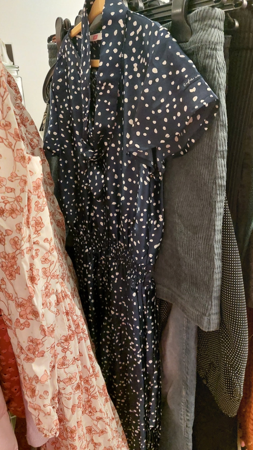 WE Jumpsuit Blau mit weißen Punkten Größe: 128