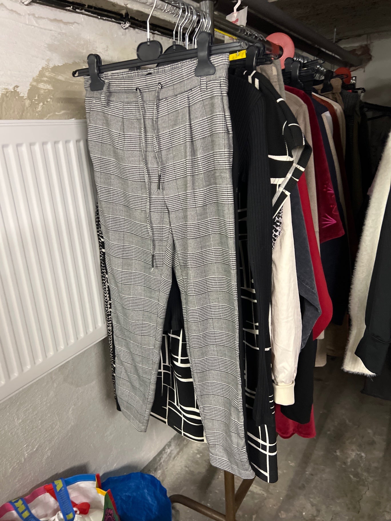 Only Hose Grau kariert Größe: XS