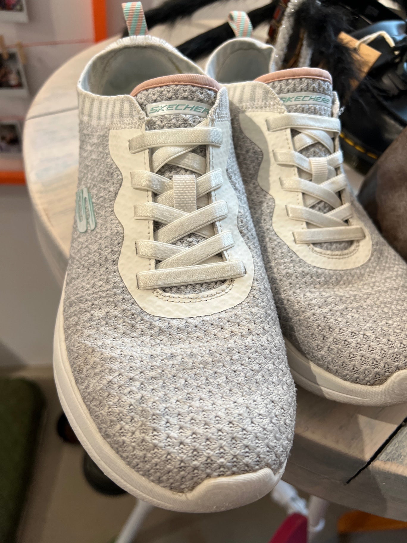 Skechers Sneaker Grau Weiß Größe: 41