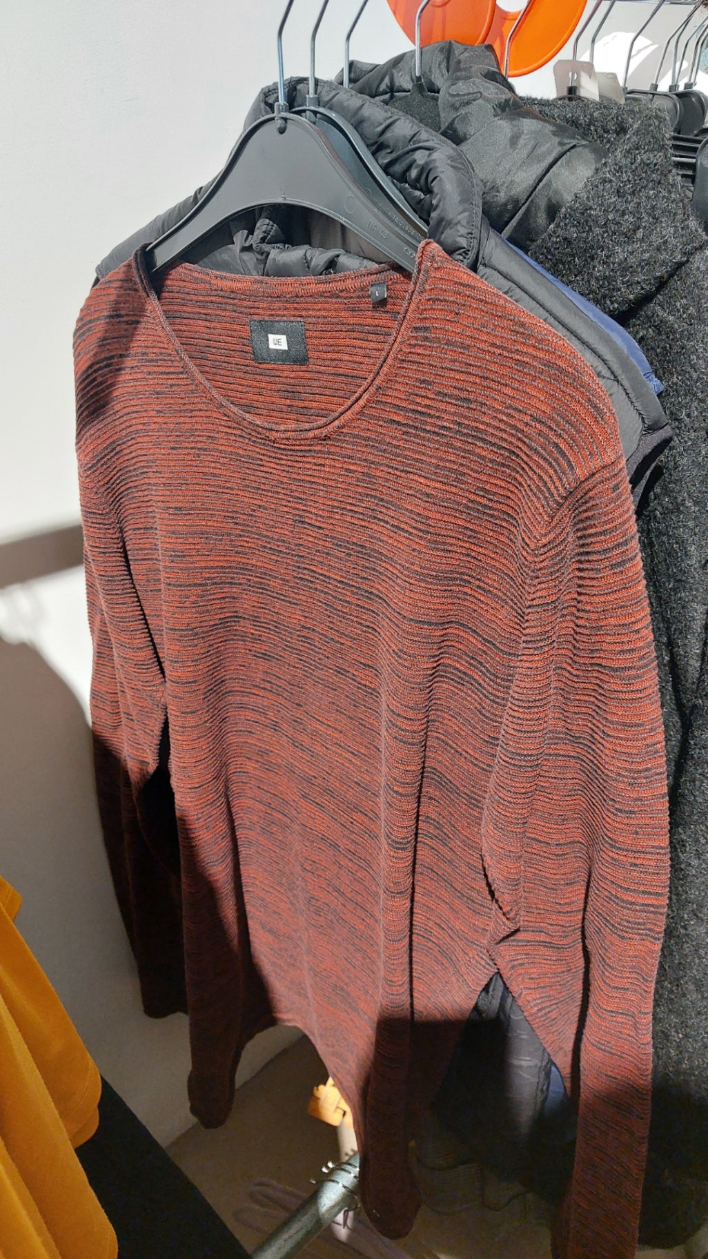 UE Pullover Rot-Schwarz Größe: L