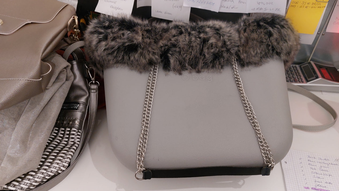 O bag Handtasche Grau