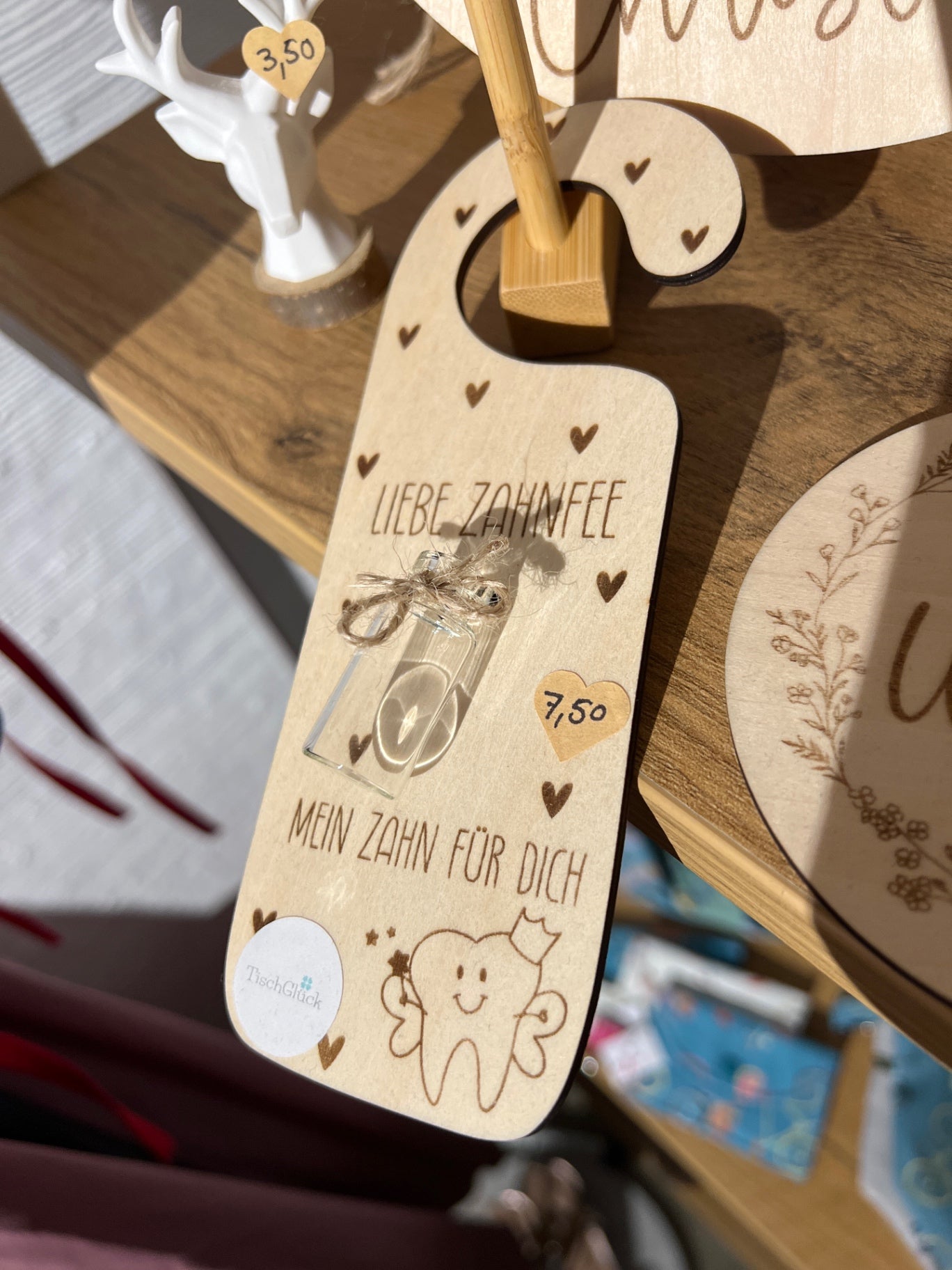 Türschild aus Holz "Liebe Zahnfee"