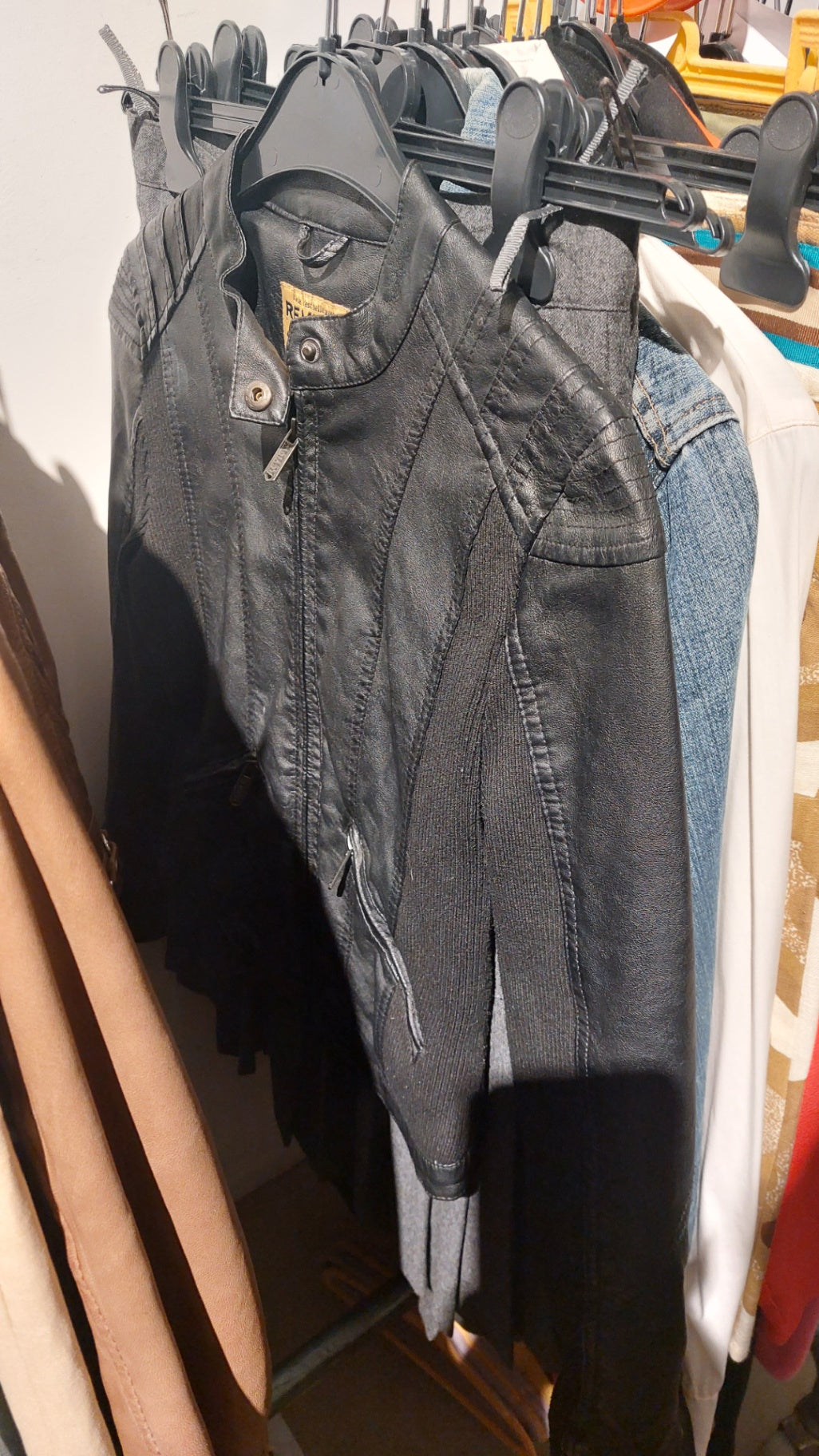Replay Lederjacke Schwarz mit Gebrauchsspuren Größe: M