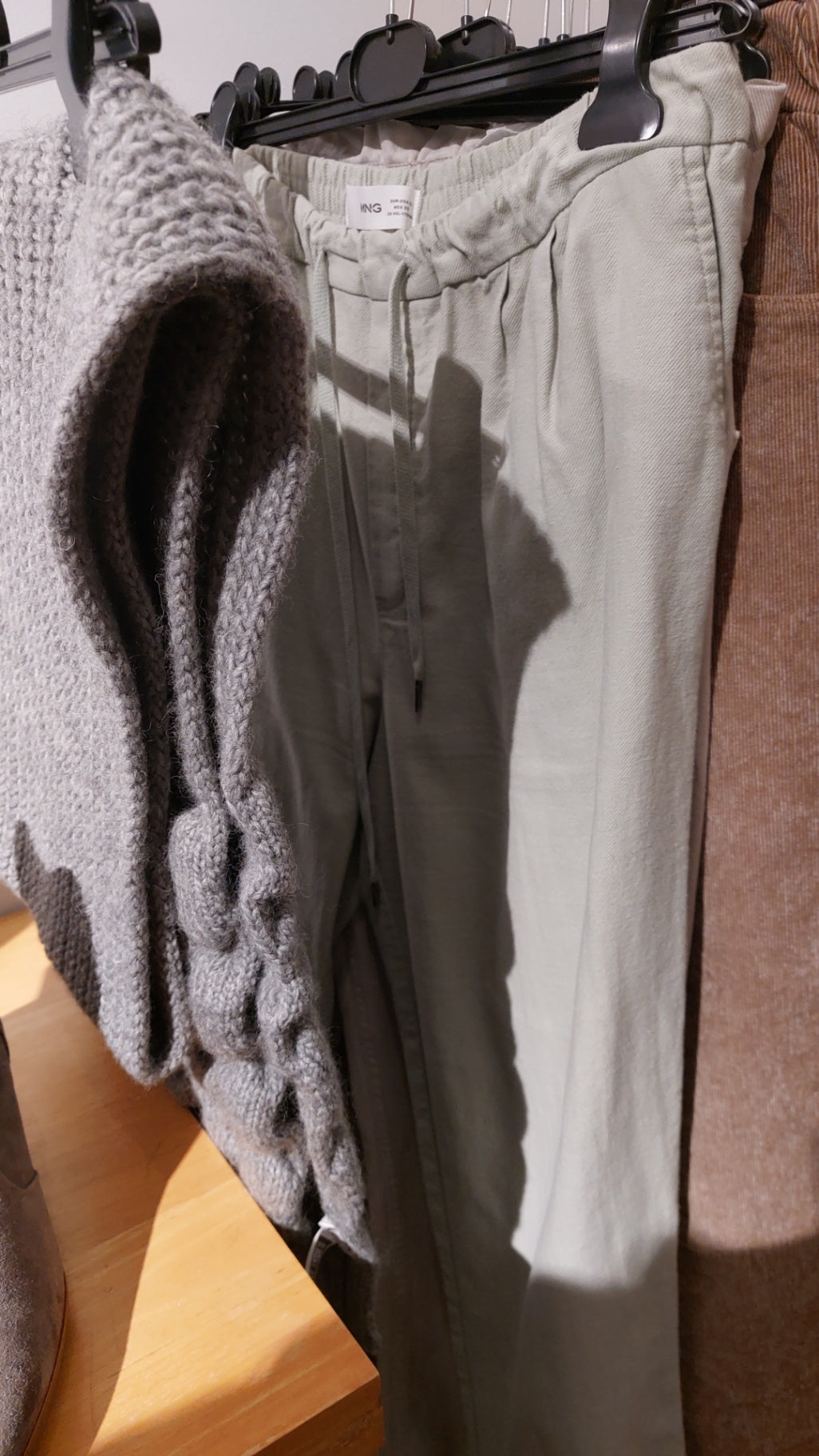 Mango Jogpants Hellgrün Größe: XL