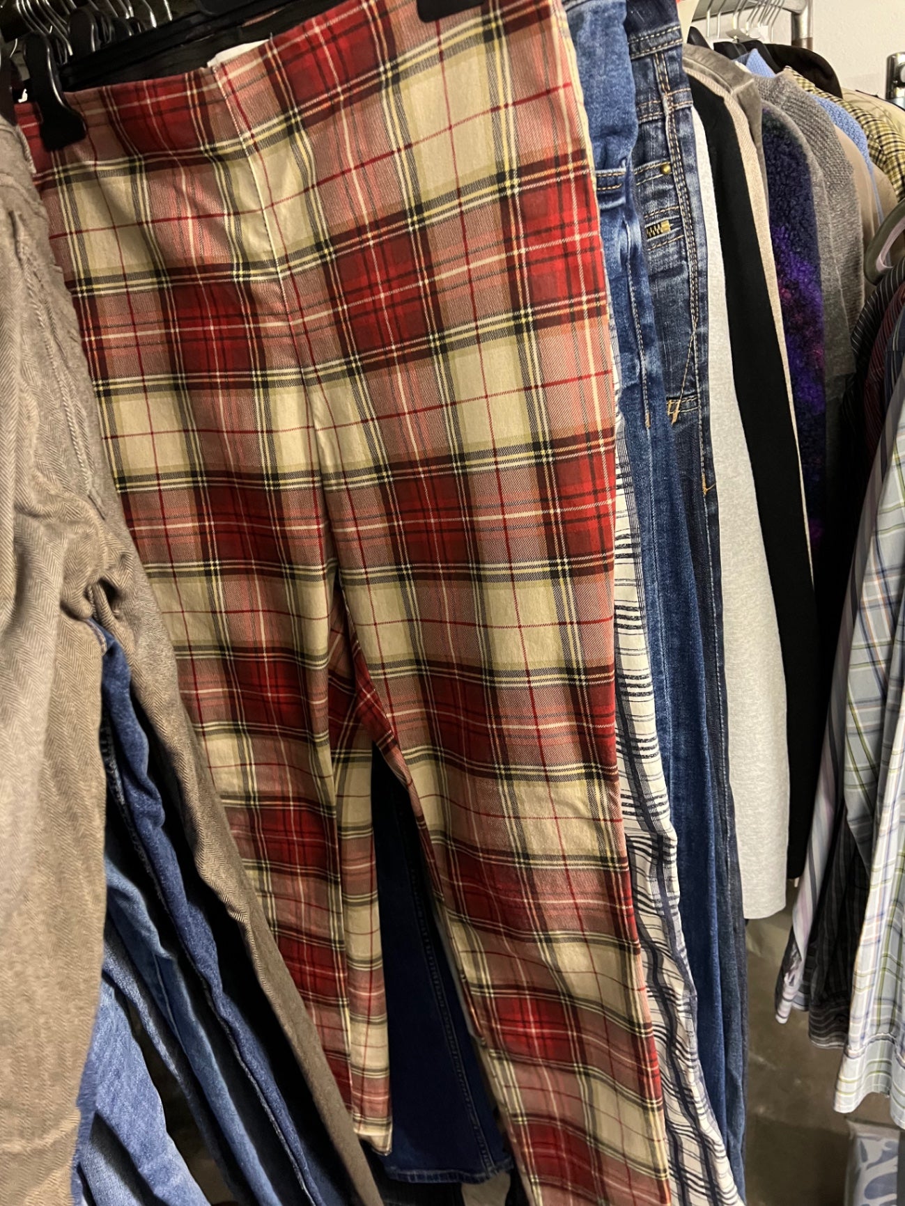 H&M Hose Rot kariert Größe: 44