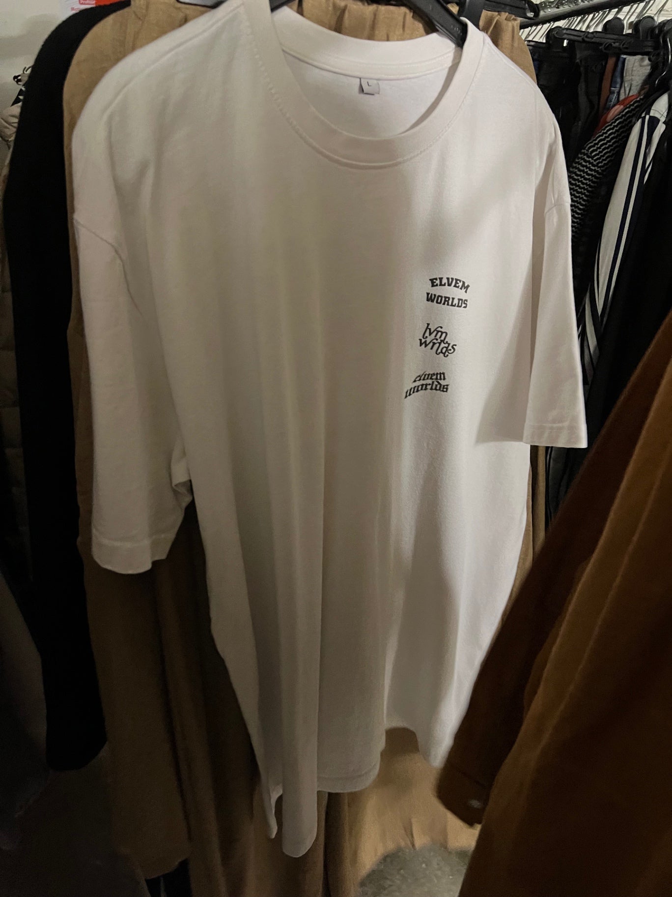 Elvem Worlds T-Shirt Weiß Größe: XL