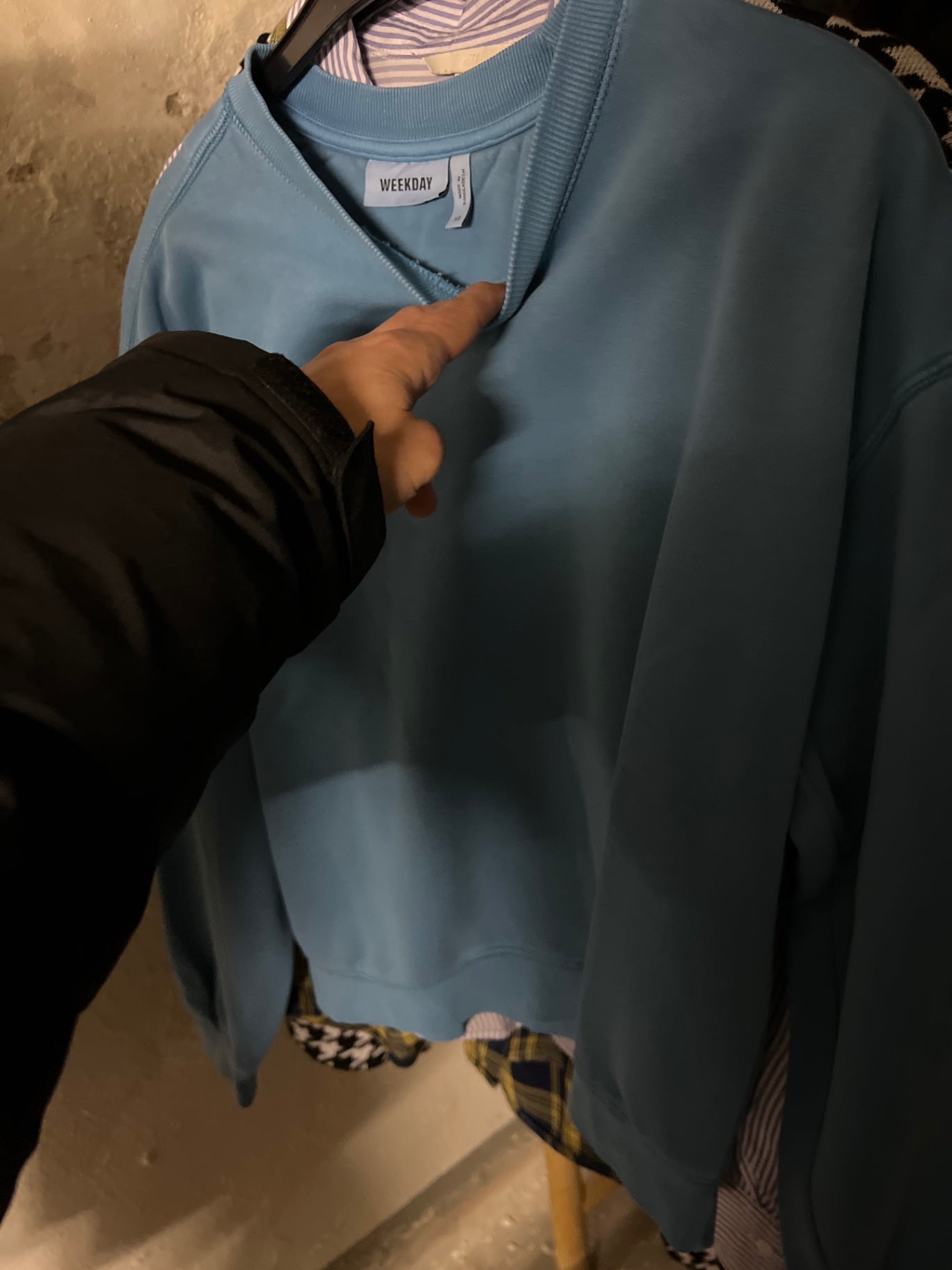 Weekday Sweatshirt Blau Größe: M