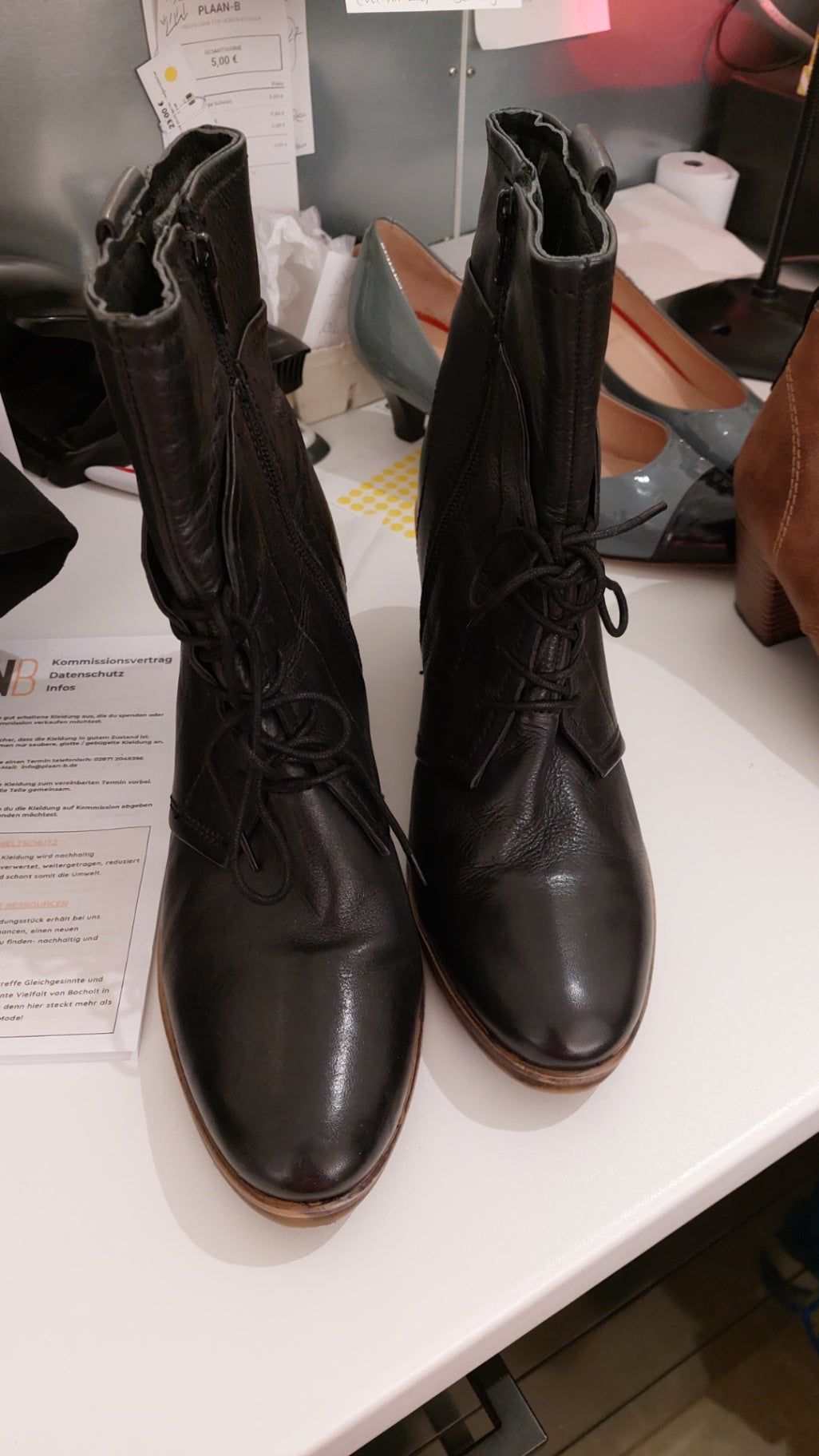 Unbekannt Stiefeletten Schwarz Größe: 40