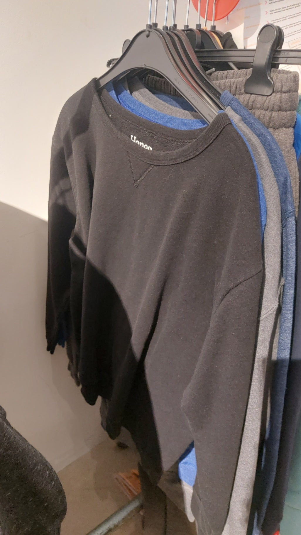 Hanes Sweatshirt Schwarz Größe: L-XL