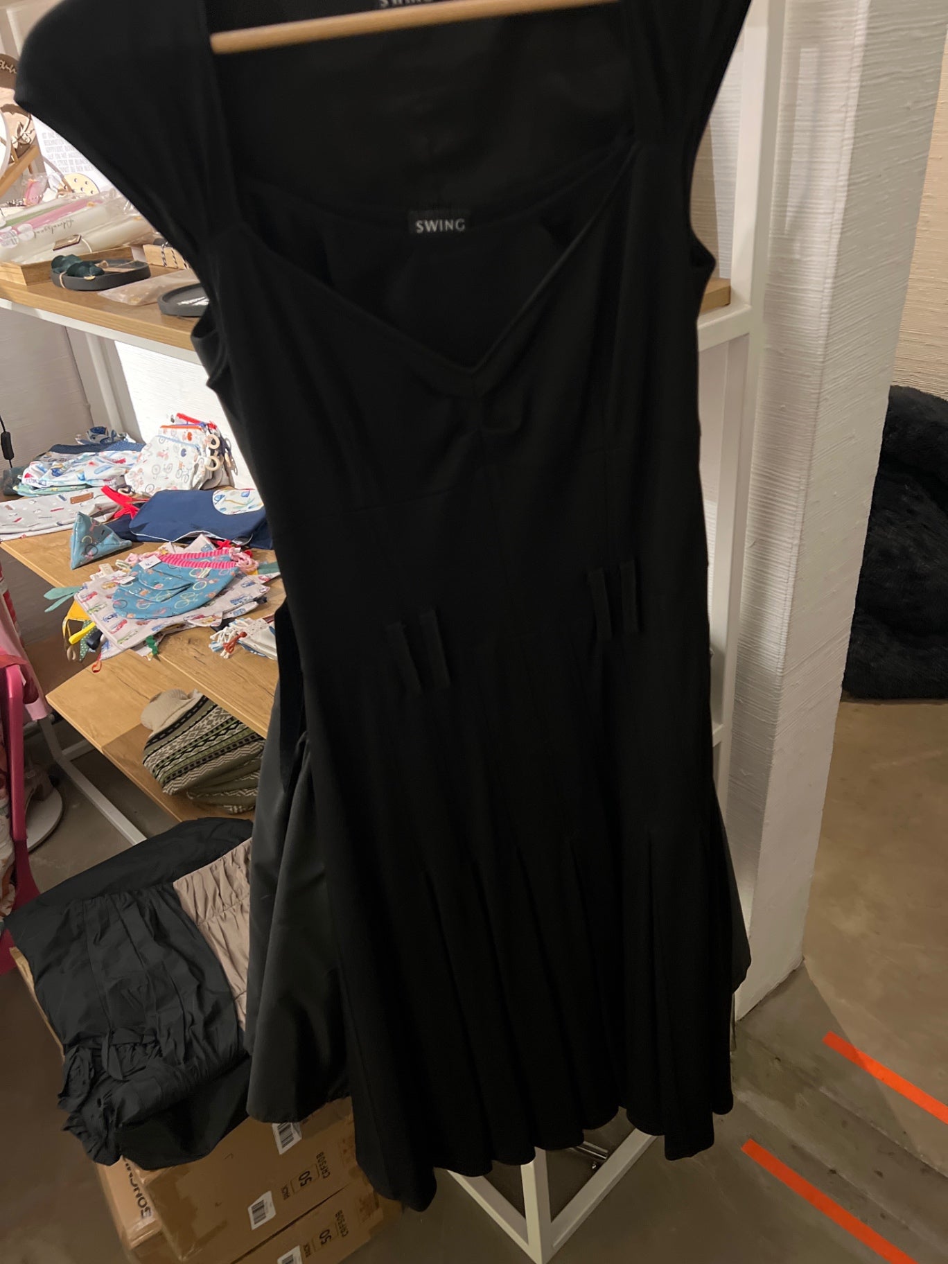 Swing Kleid Schwarz Größe: S -M