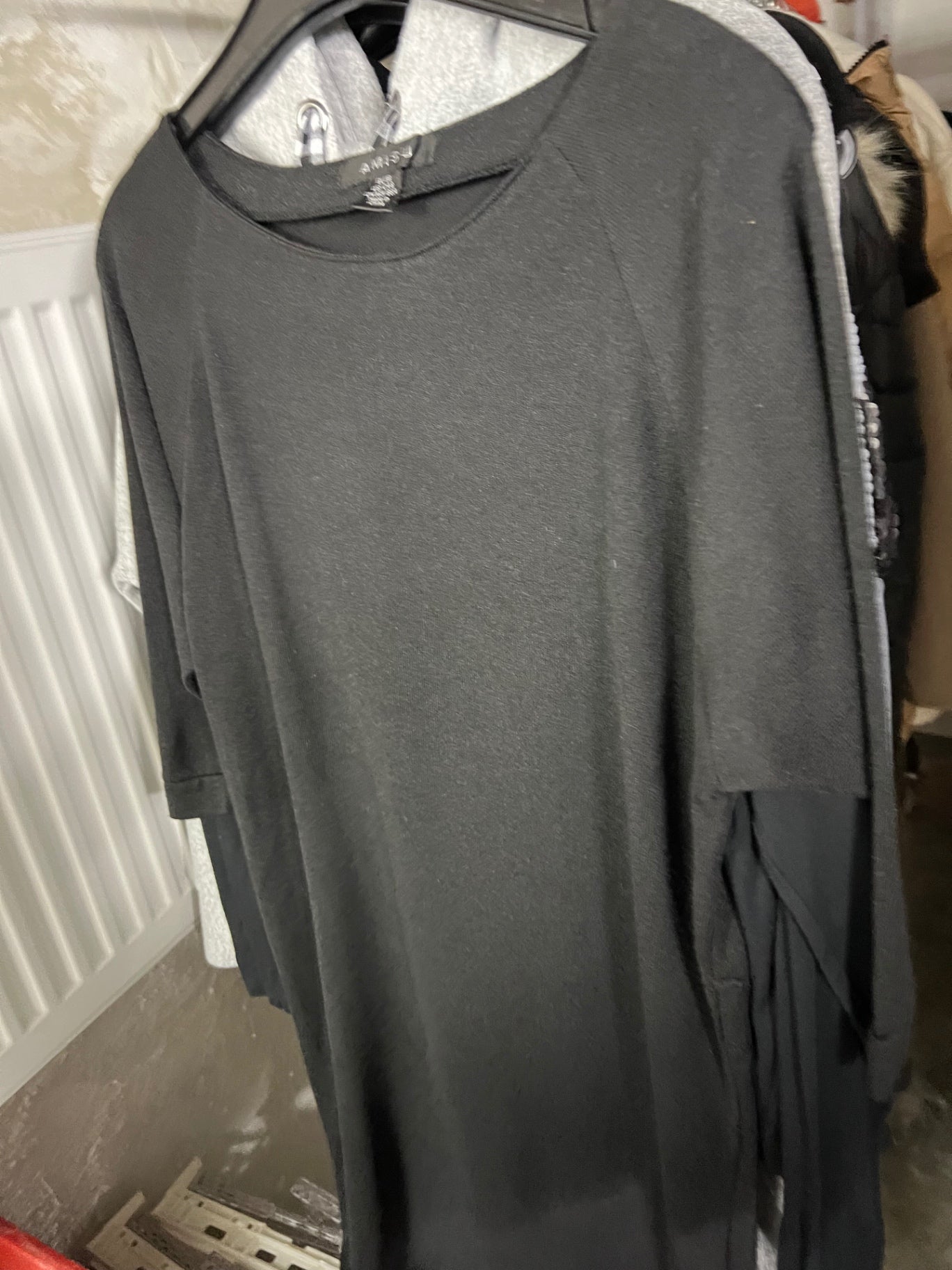 Amisu Pullover/Kleid Schwarz Größe: S